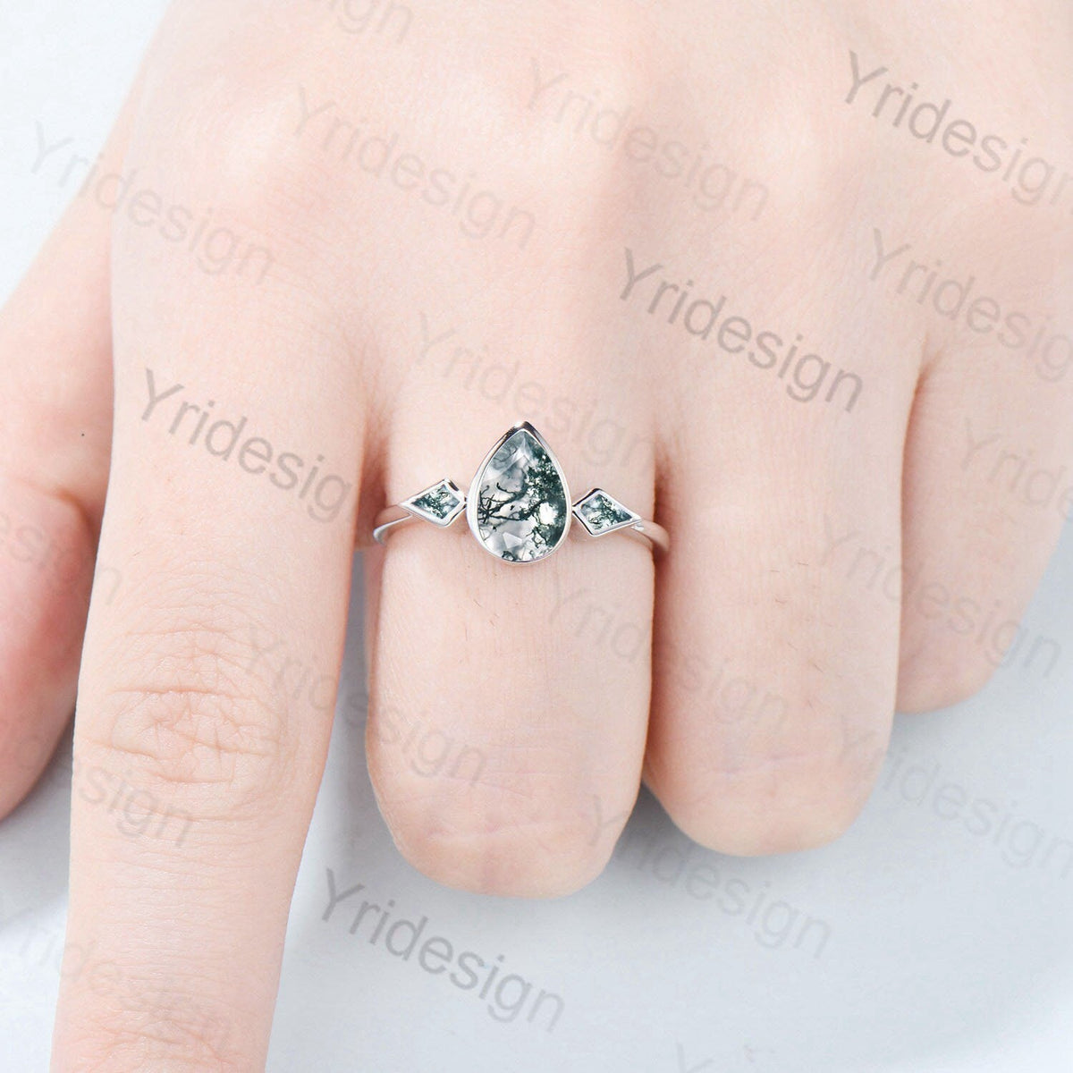 Bezel Set Moss Agate Ring Pear Aquatic Agate Engagement Ring Minimalist Kite Green Agate Wedding Ring For Women Three Stone Anniversary Ring