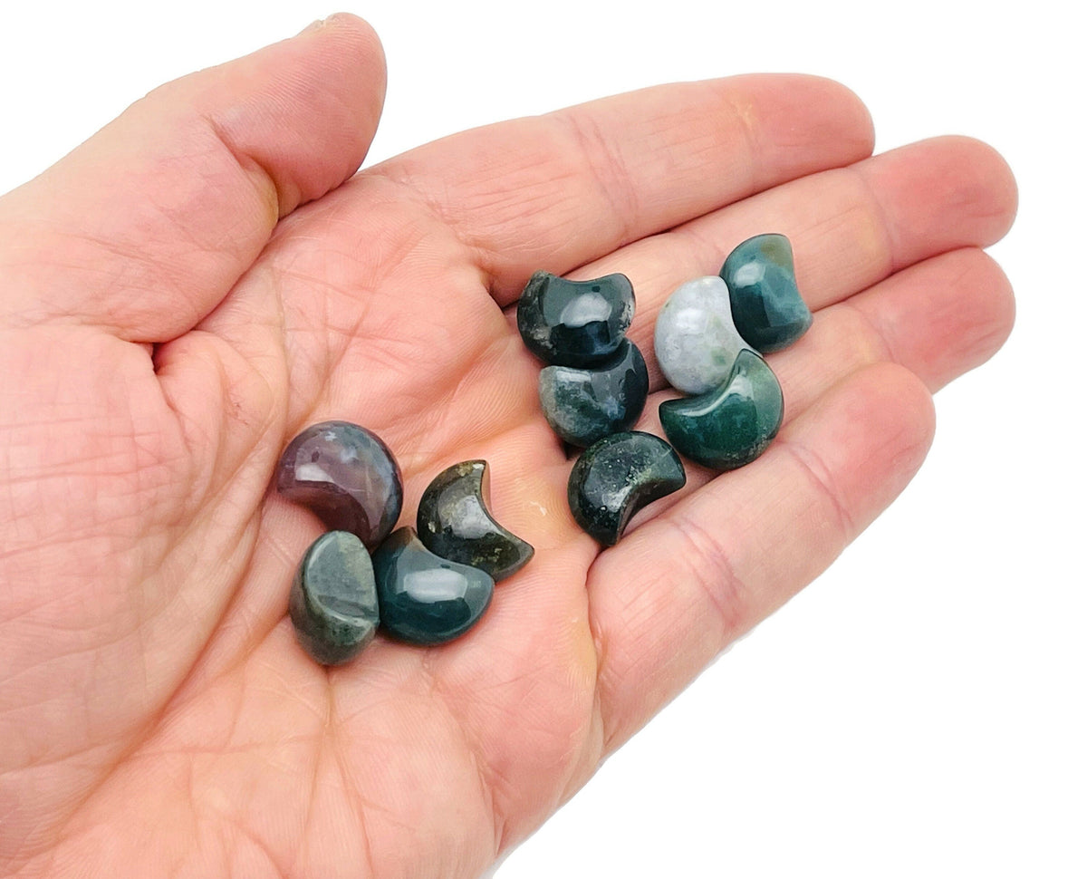 Moss Agate Gemstone Moon Puffy - 15x9mm - MO1078