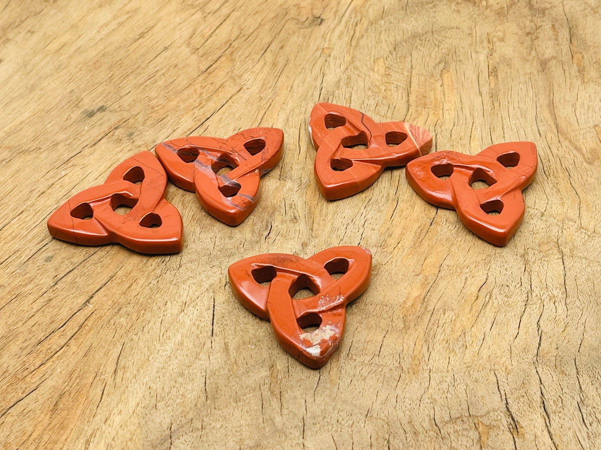 Red Jasper Celtic Knot Carved Gemstone  - Trinity Crystal - CK1007