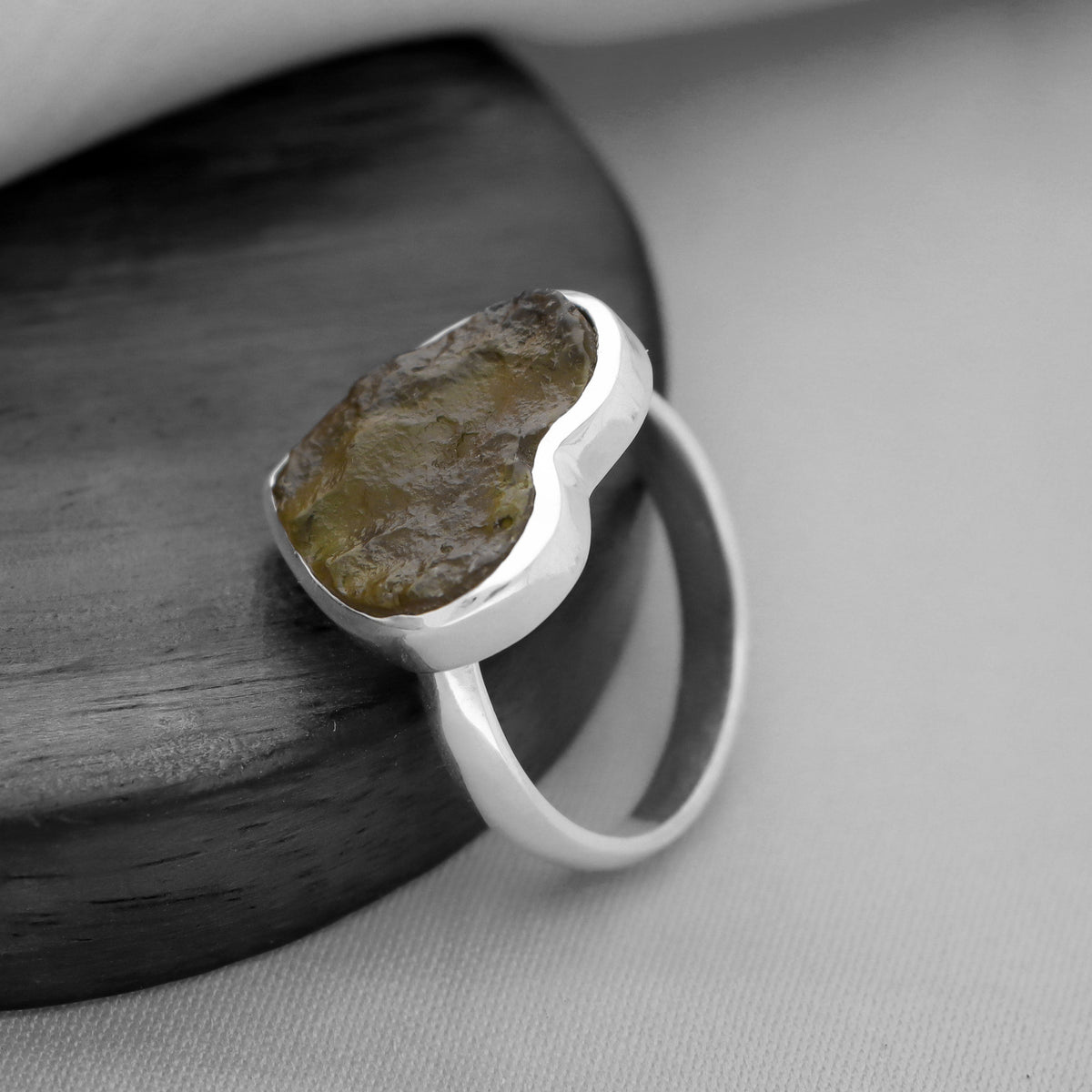 Authentic Czech Republic Moldavite Rough Heart Shaped Gemstone 925 Solid Sterling Silver Handmade Ring Jewelry