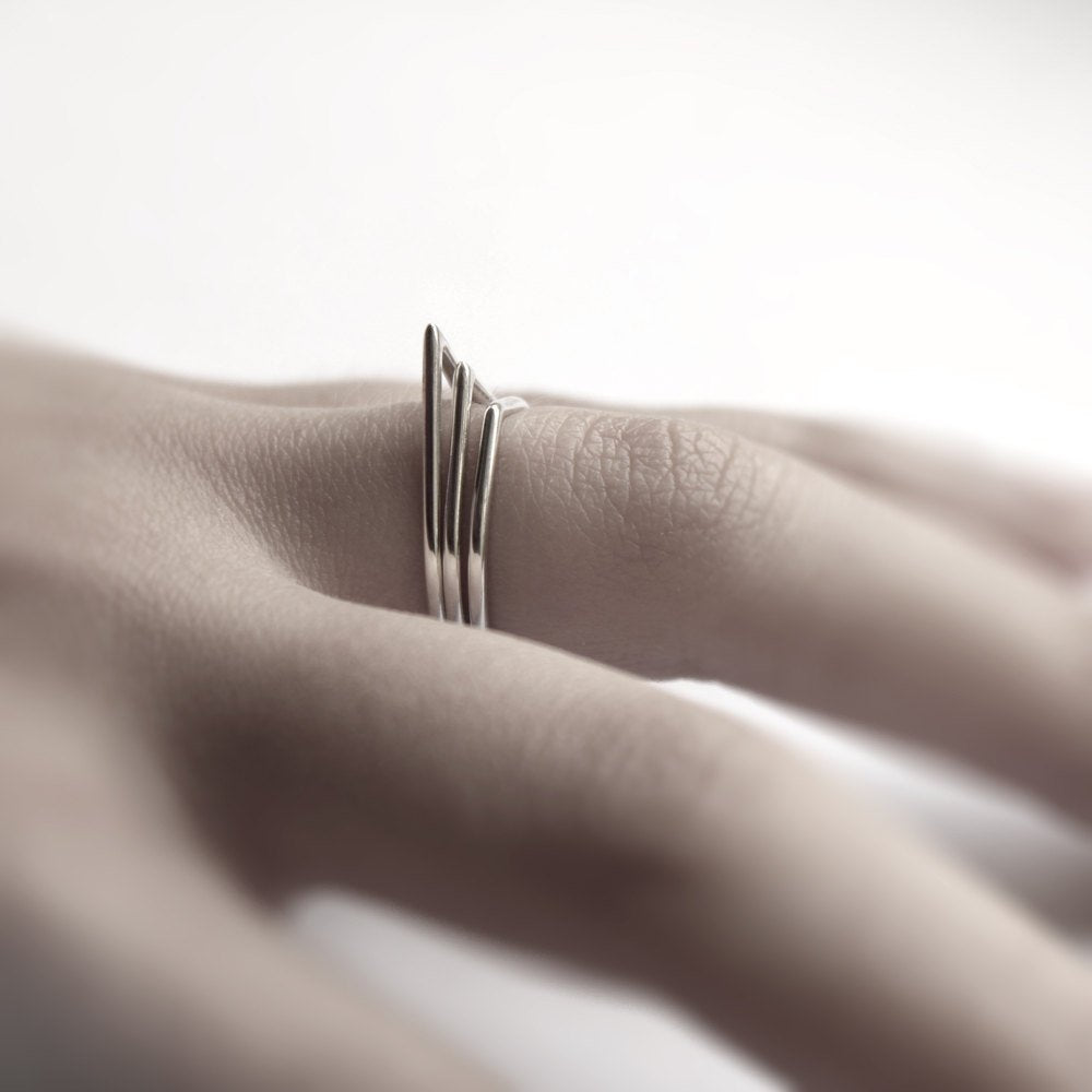 THORNS RINGS