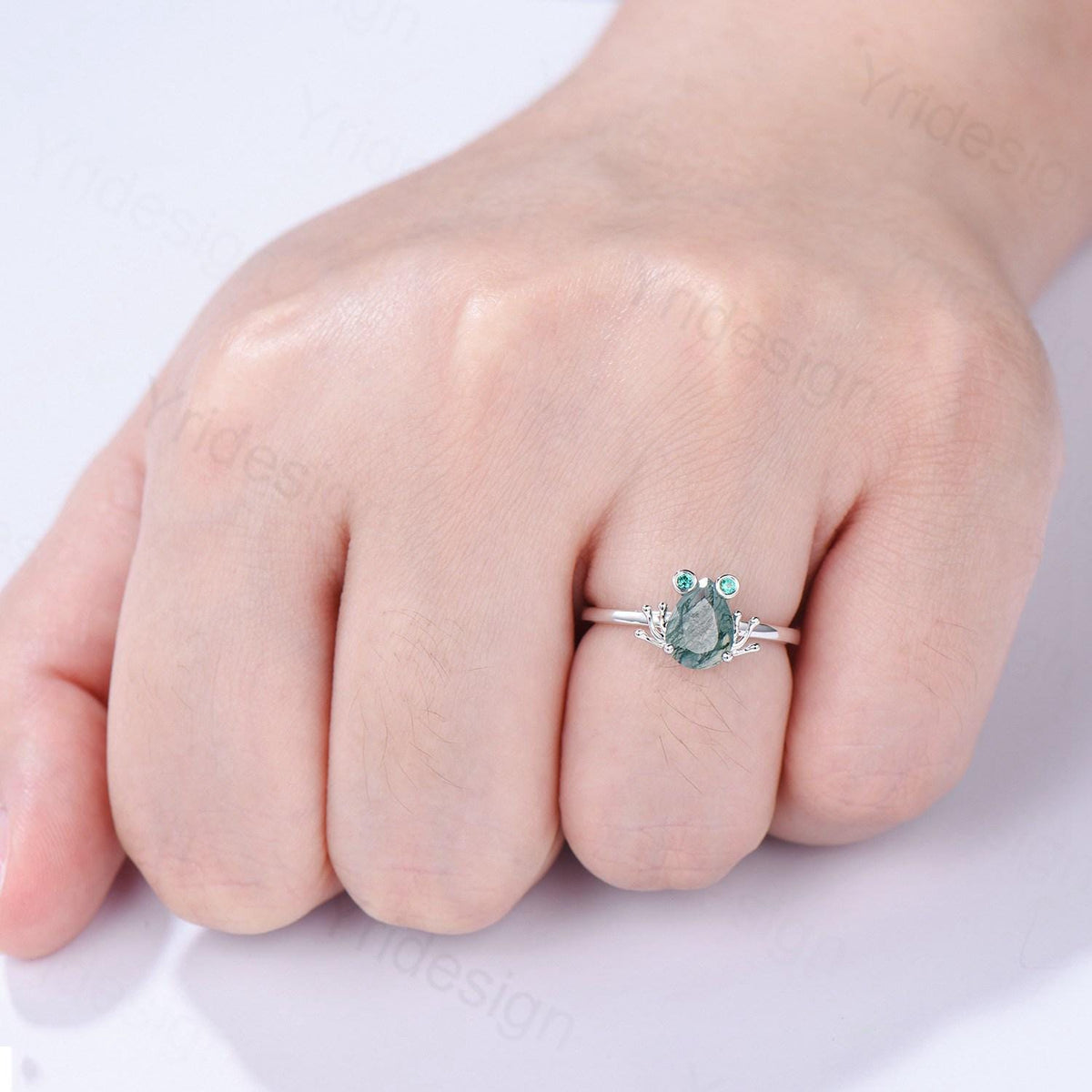 Unique moss agate engagement ring set, Frog animal inspired green agate wedding set, women pear shaped bridal set anniversary ring for girl