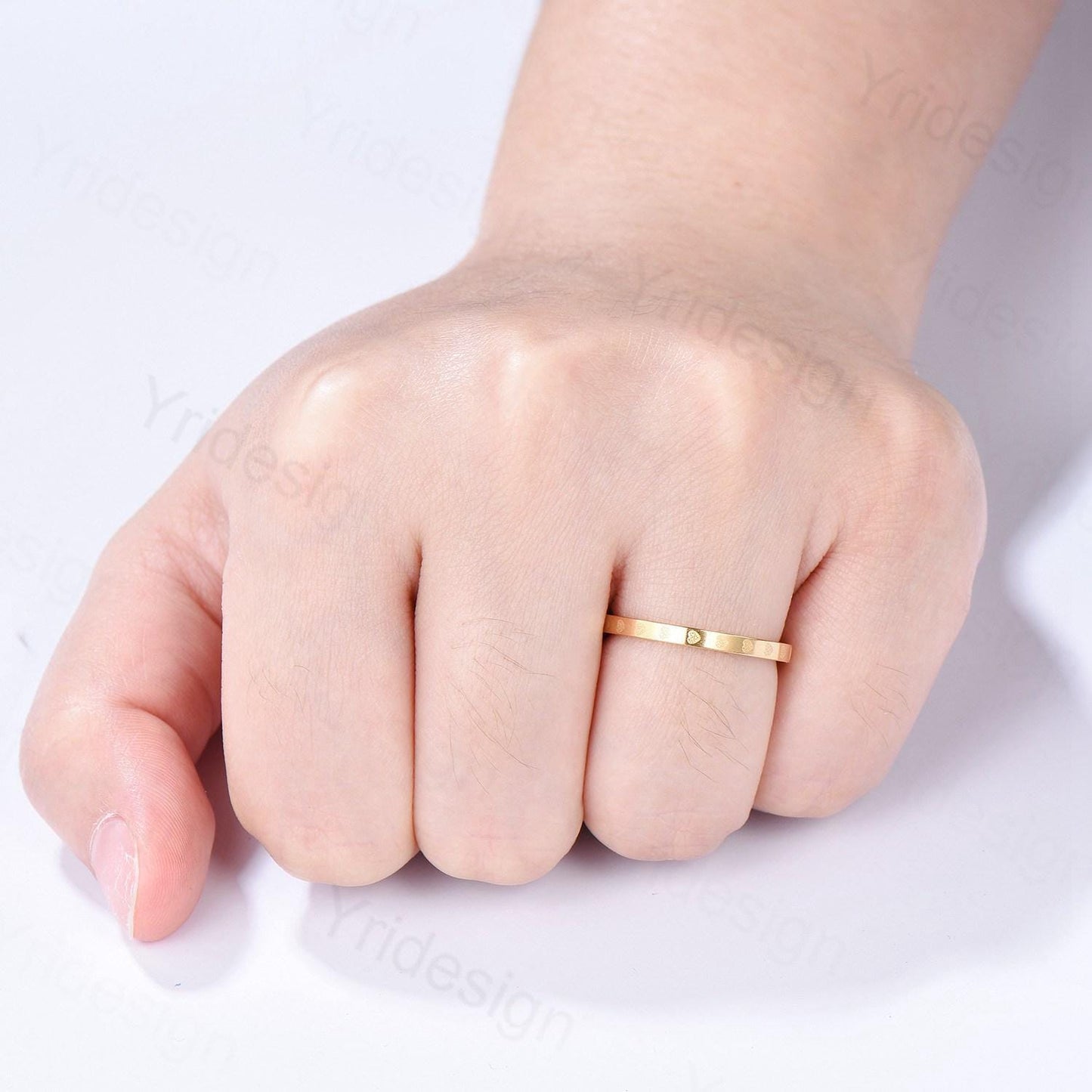 Dainty Brushed Finished Wedding Ring Women Minimalist Brushed Heart Symbol Wedding Band Cute Tension Design Elegant Vintage Stacking Band