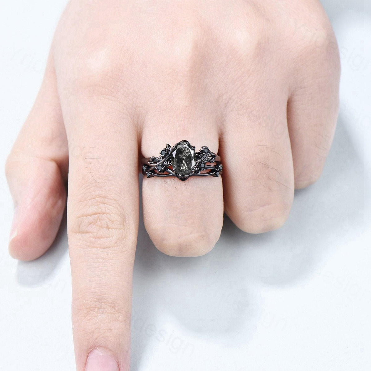Unique salt and pepper diamond engagement ring set Nature Inspired black spinel wedding ring vintage leaf vine bridal ring set for women
