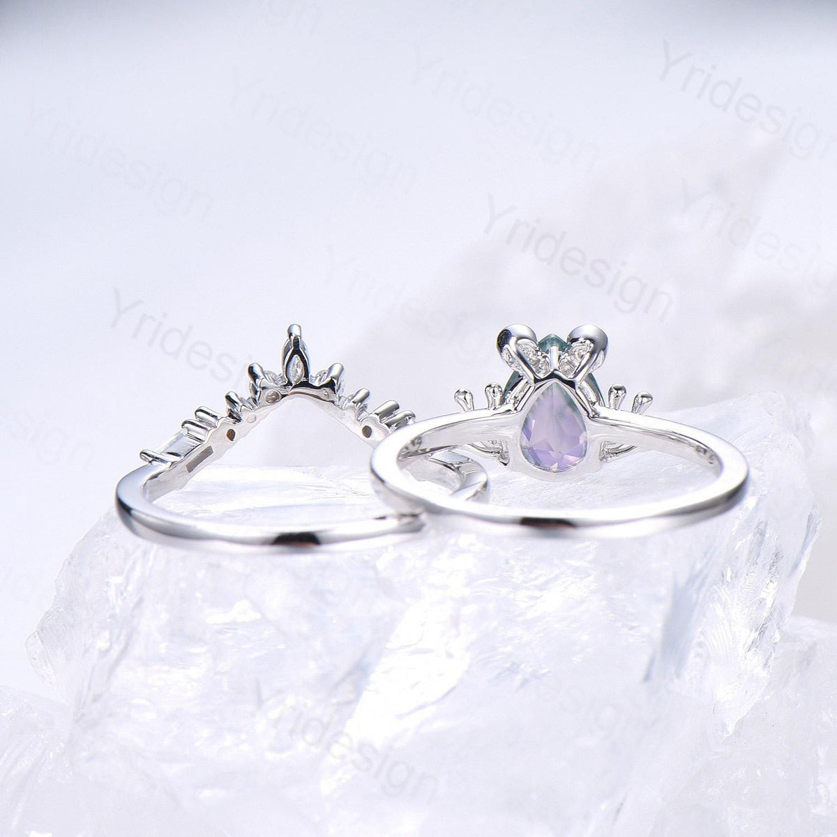 Unique Frog ring, Art Deco Lavender Amethyst engagement ring set,  Animal inspired green moss agate wedding set, Anniversary promise ring