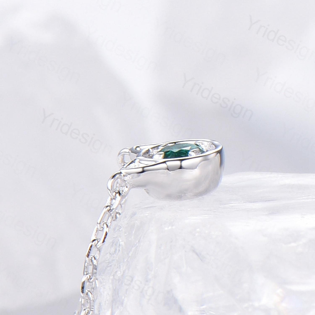 Dainty cat emerald pendant necklace, silver white gold pendant necklace unique personalized gift, Cat's Paw anniversary gift for daughter
