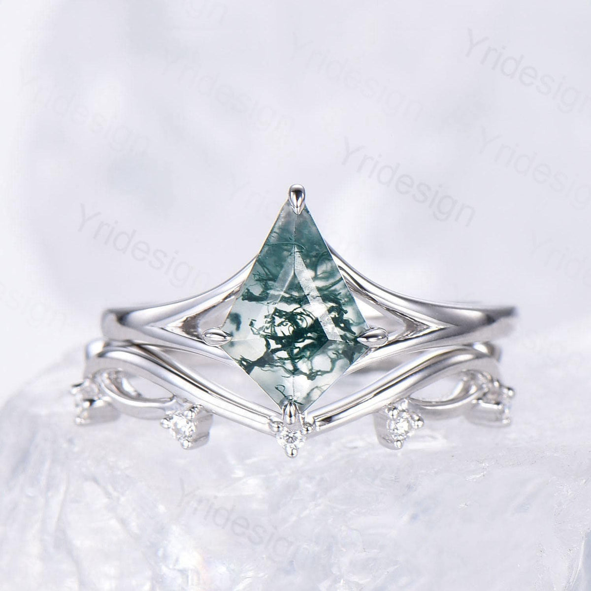 Split shank Kite cut moss agate ring set solitaire green agate engagement ring set art deco bridal wedding ring set anniversary gift women