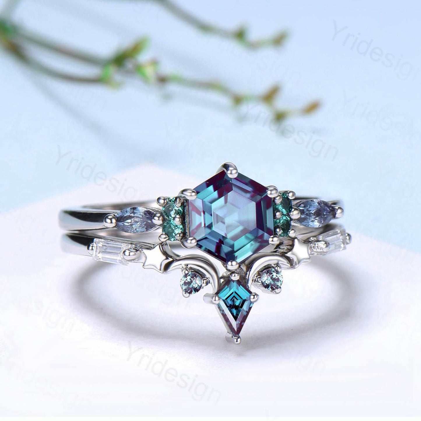 Vintage Style Alexandrite Engagement Ring Set, Promise Ring June Birthstone Gift For Her, Cluster Emerald Bridal Set, Moon Star Kite Band