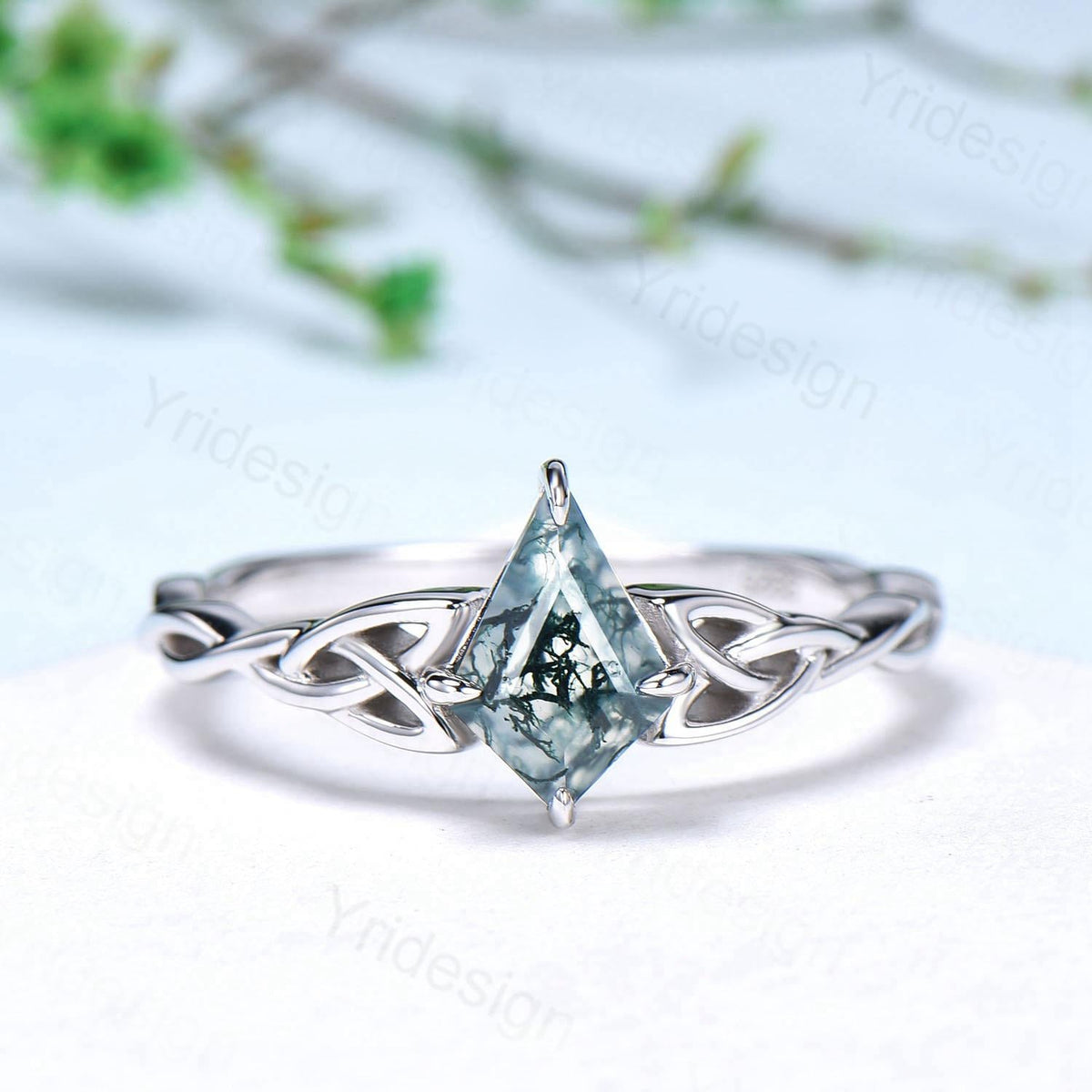 Norse Viking Kite Cut Moss Agate Ring Celtic Love Knot Green Agate Engagement Ring Vintage Unique Twisted Green Crystal Wedding Ring Women