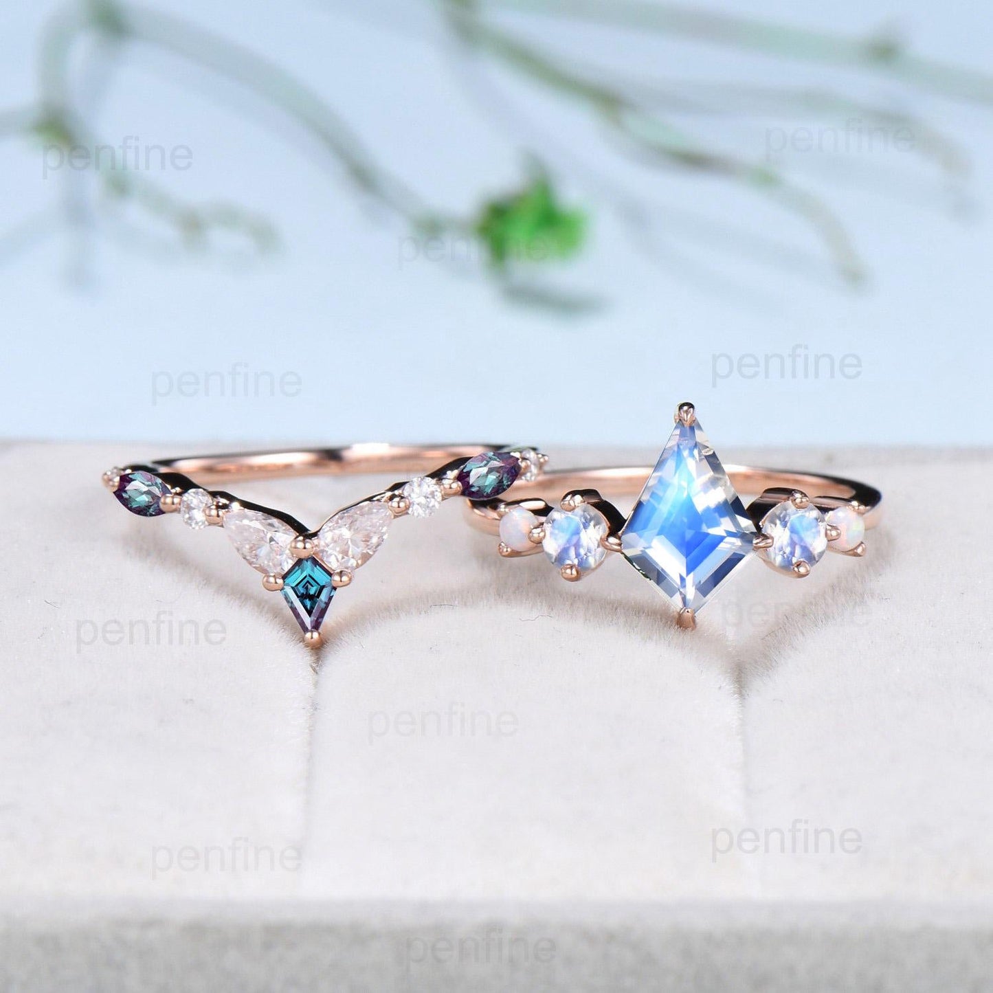 Vintage Kite Cut Moonstone Engagement Ring Unique Rainbow Blue Moonstone Opal Wedding Set Crown Art Deco Stacking Alexandrite Bridal Set hER