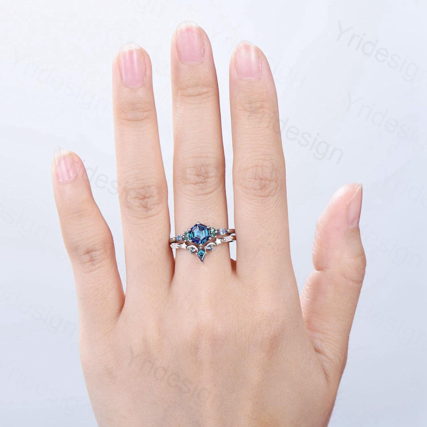 Vintage Style Alexandrite Engagement Ring Set, Promise Ring June Birthstone Gift For Her, Cluster Emerald Bridal Set, Moon Star Kite Band