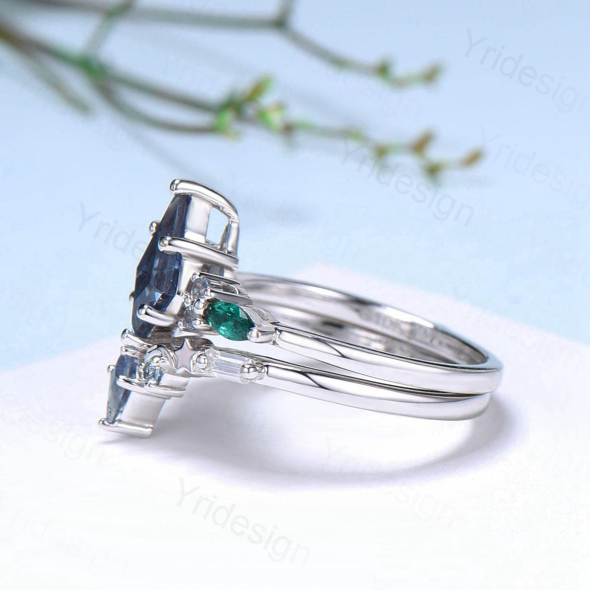 Unique kite cut  Alexandrite engagement ring set silver white gold art deco marquise emerald wedding ring set for women 2pcs star bridal set