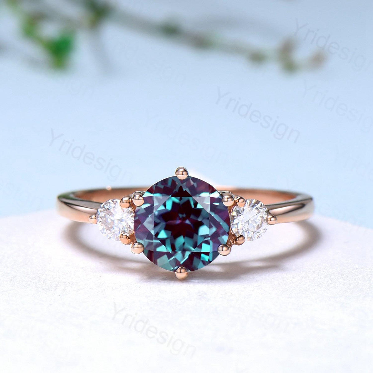 Retro Round Alexandrite Engagement Ring Alexandrite Moissanite Wedding Ring Set Three Stone Color Changing Art Deco Stacking Band Women Gift