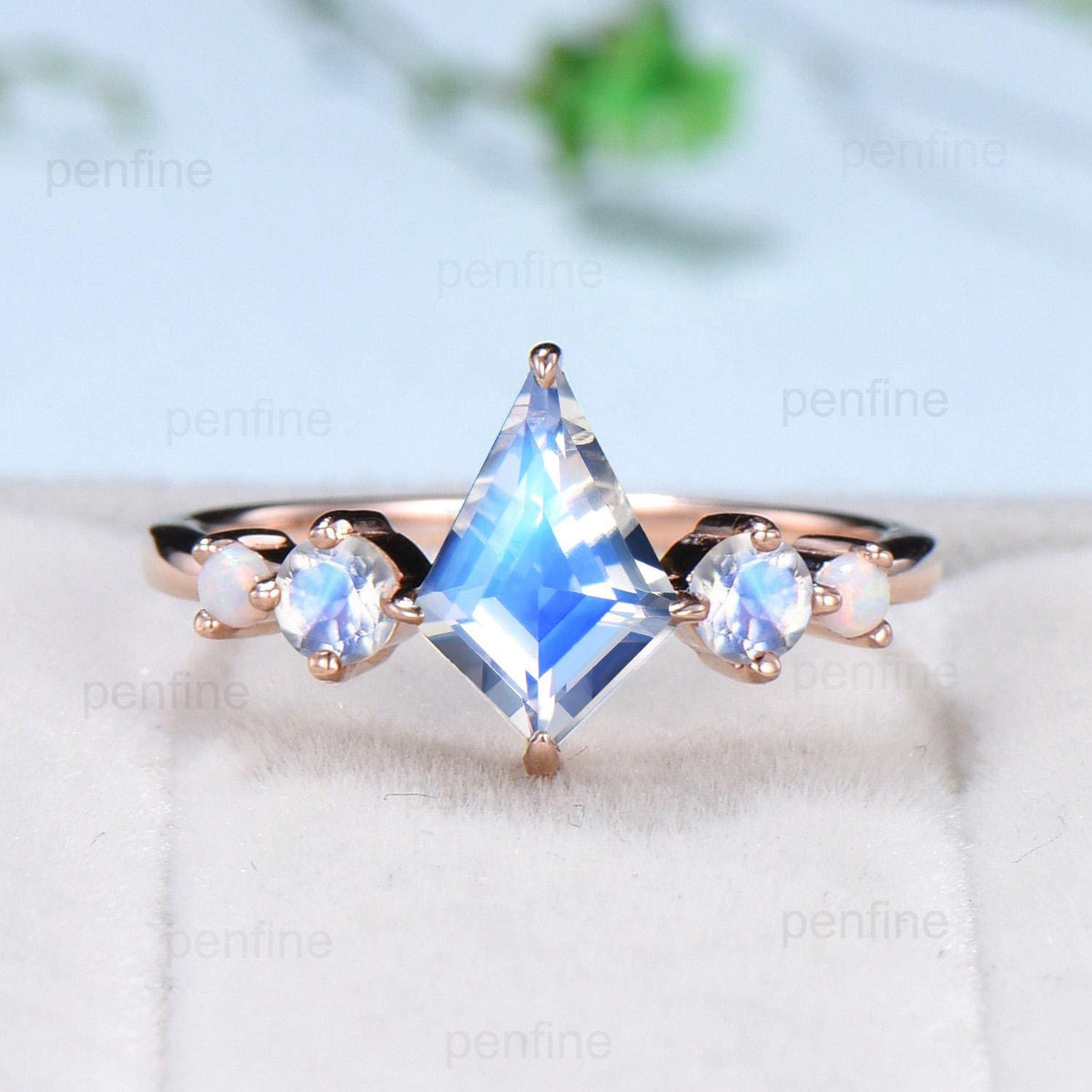 Vintage Kite Cut Moonstone Engagement Ring Unique Rainbow Blue Moonstone Opal Wedding Set Crown Art Deco Stacking Alexandrite Bridal Set hER