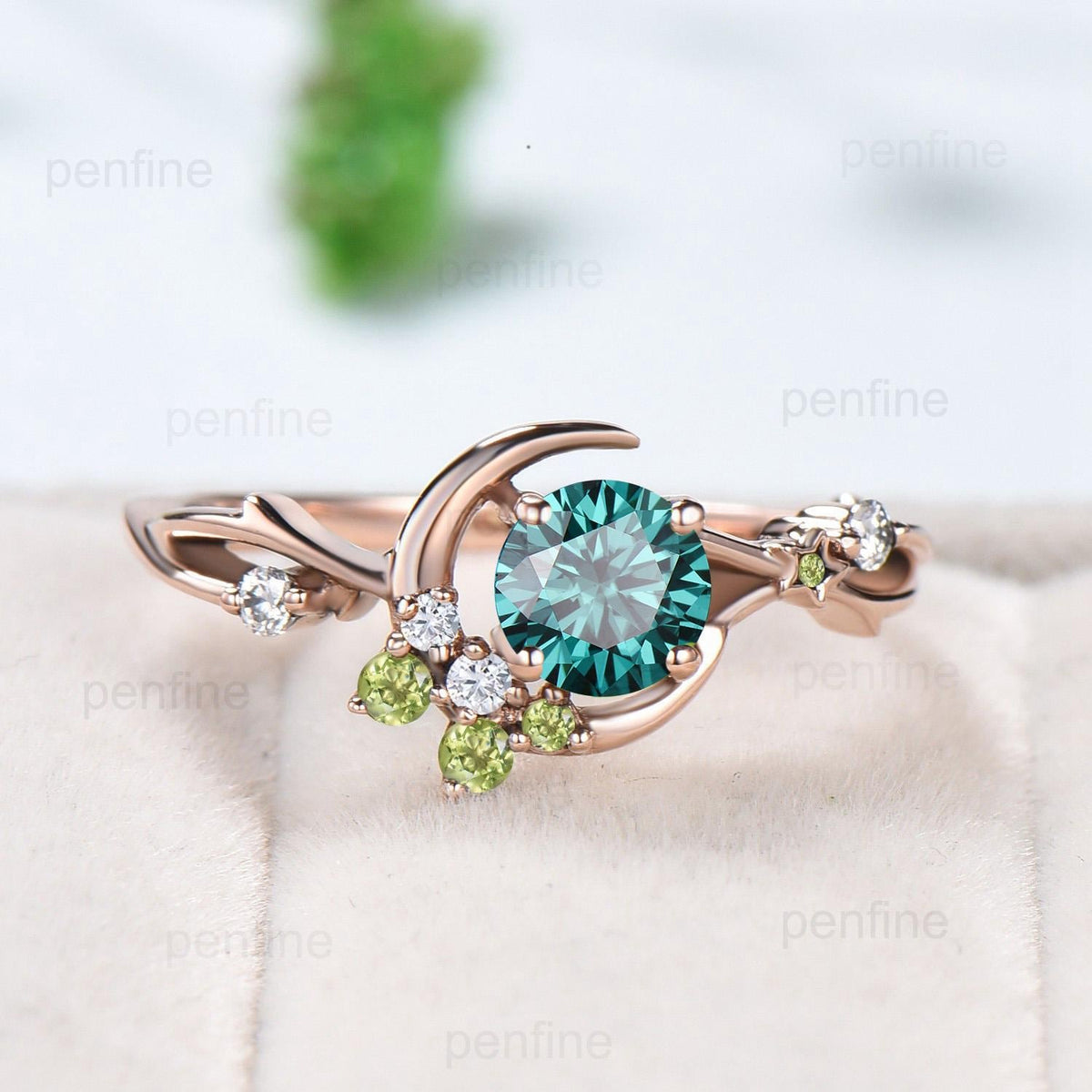 Unique Crescent Moon Green Moissanite Engagement Ring Vintage Rose Gold Star Moon Cluster Peridot Ring Art Deco Promise Anniversary Gift Her