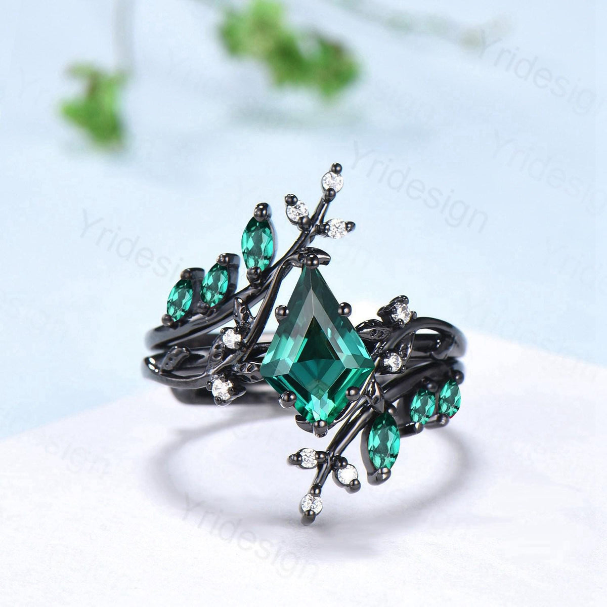 Unique gothic kite cut emerald engagement ring set black gold cluster engagement ring nature inspired marquise may birthstone wedding set