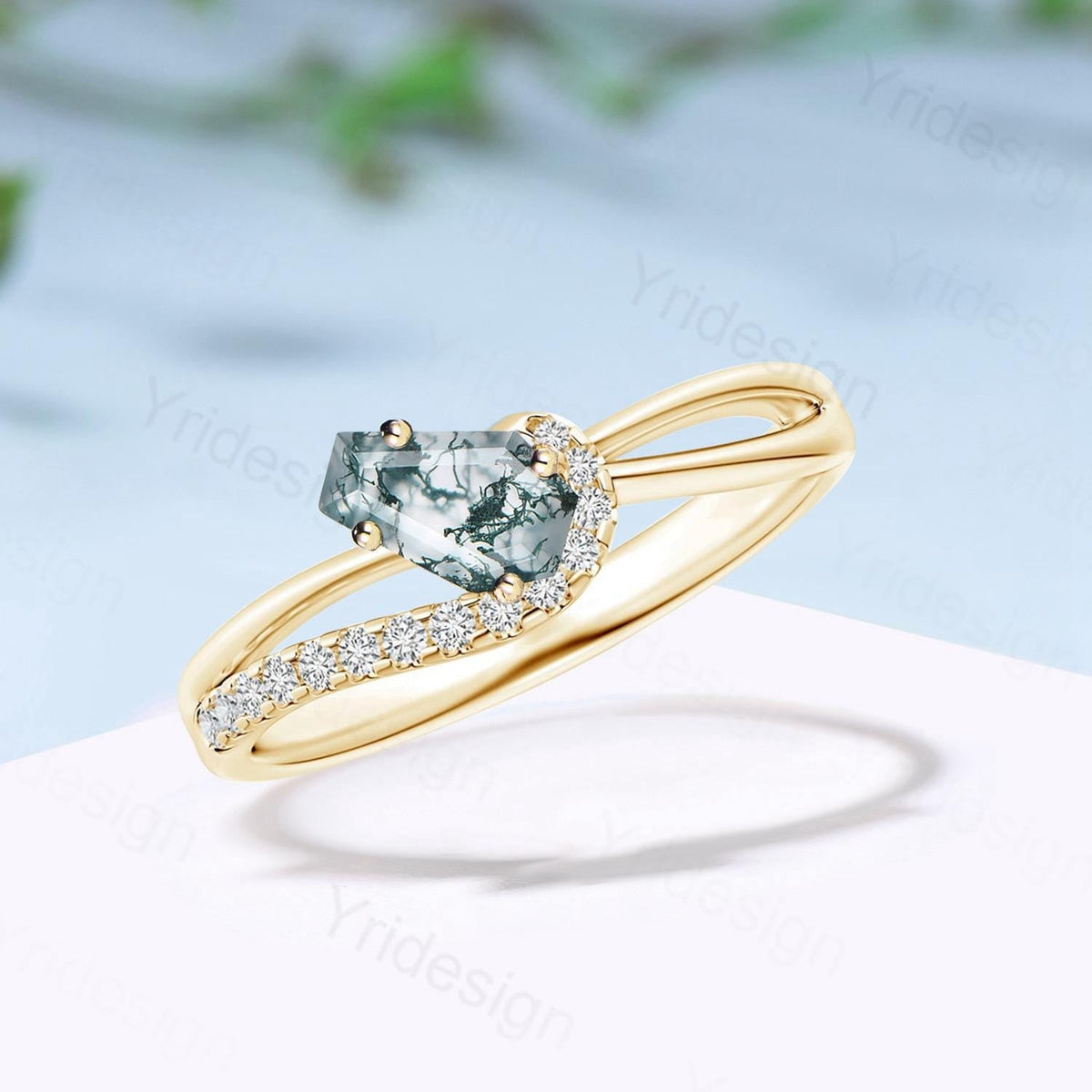Unique green moss agate engagement ring cold-blooded coffin snake style green stone split shank wedding ring rose gold anniversary gifts