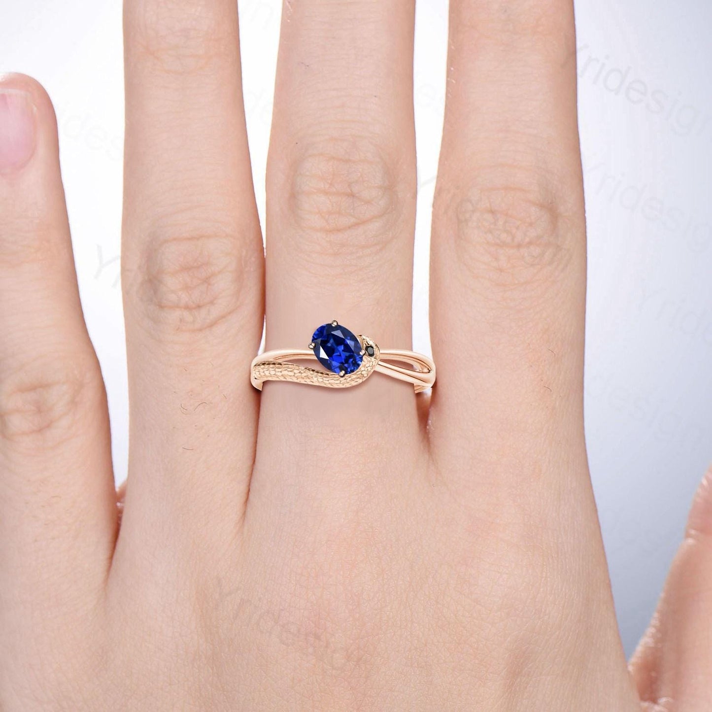 Snake Sapphire Engagement Ring Gold, 14K Solid Gold Gothic Ring for Women, Serpent Ring, Animal Ring,Split Shank Black Spinel Snake Eye Ring