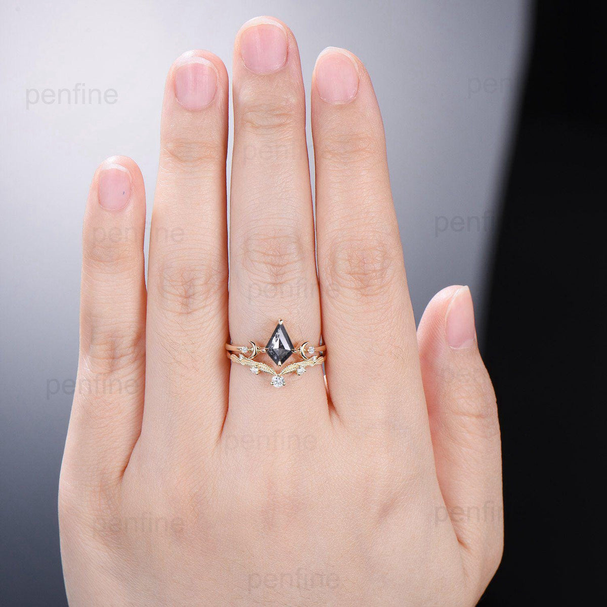 Vintage kite shaped salt and pepper diamond engagement ring set yellow gold Unique celestial moon wedding ring for women dainty promise ring