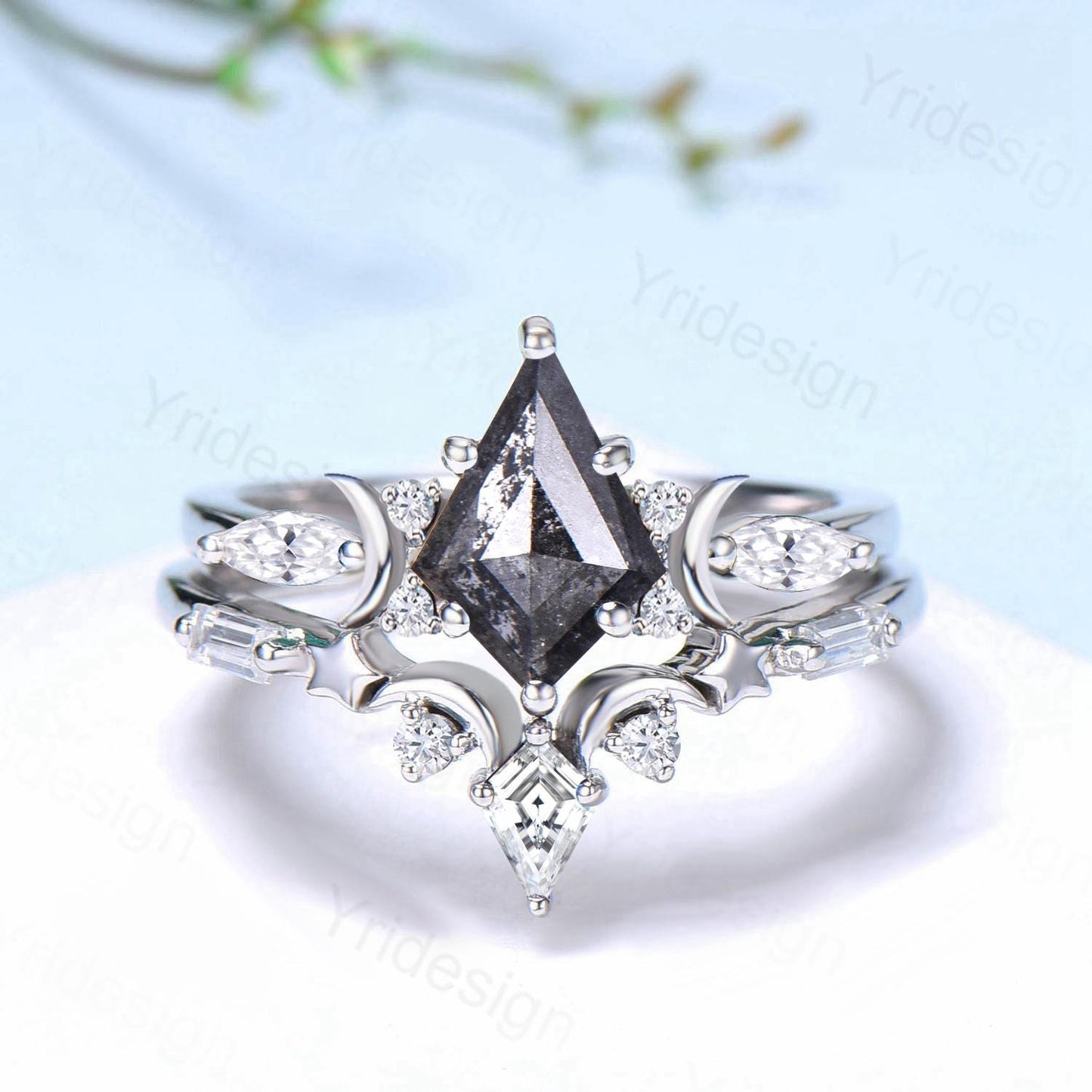 Vintage kite cut salt and pepper diamond engagement ring set Moons and star black gold diamond ring gothic bridal wedding set handmade gifts