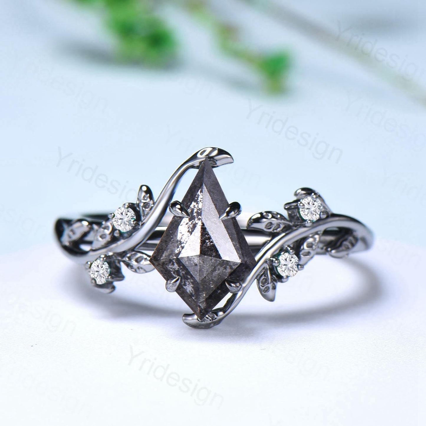 Elegant Kite cut salt pepper diamond engagement ring vintage pepper diamond bridal set unique leaf vine ring nature inspired wedding set