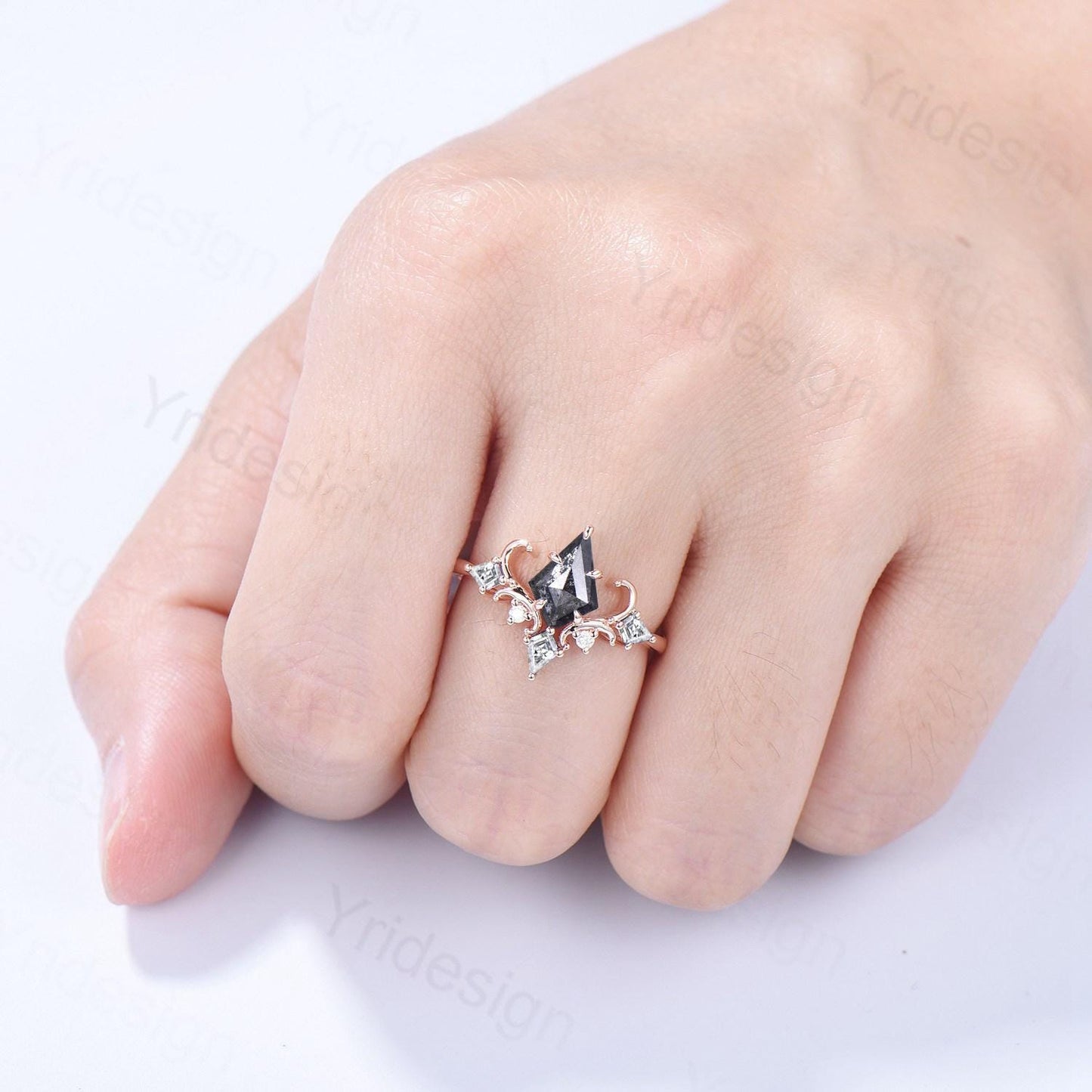 Unique Kite Cut Salt And Pepper Diamond Engagement Ring Art Deco Air Fly Anniversary Ring Alternative Rose Gold Wedding Ring For Women