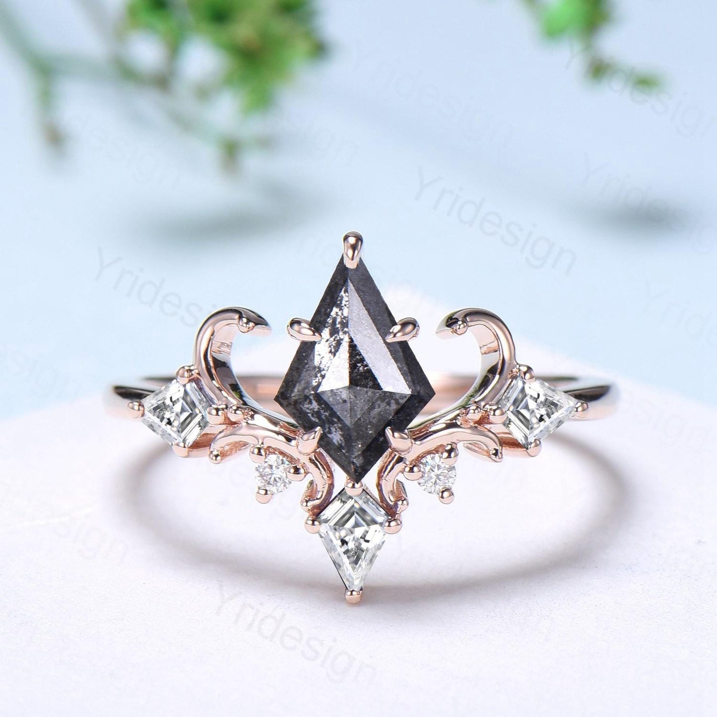 Unique Kite Cut Salt And Pepper Diamond Engagement Ring Art Deco Air Fly Anniversary Ring Alternative Rose Gold Wedding Ring For Women