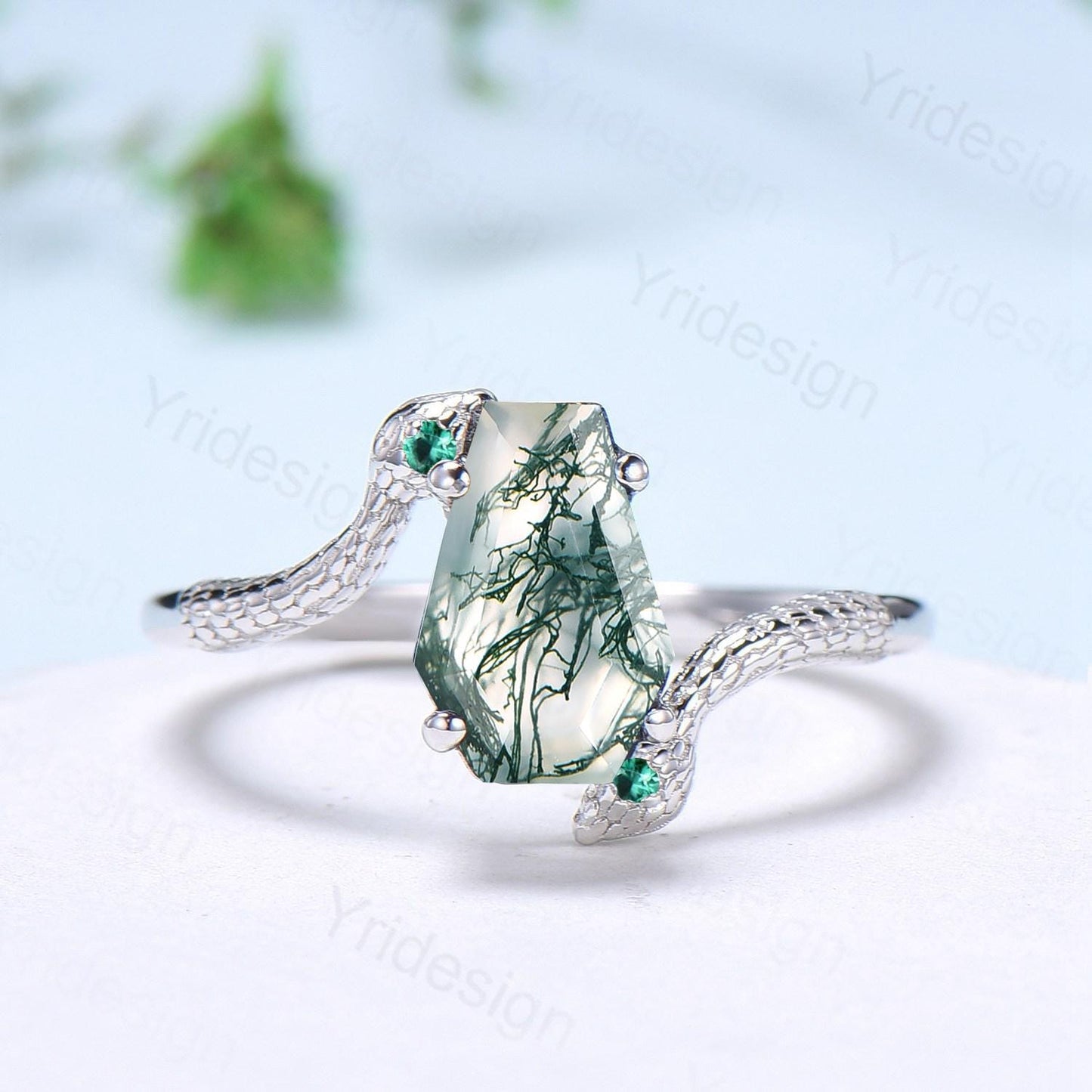 Unique Snake green moss agate engagement ring cold-blooded coffin shaped green stone three stone wedding ring women anniversary promise gift