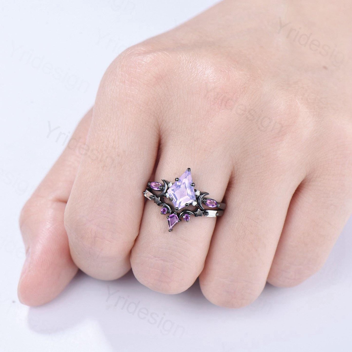 Unique Black gold kite cut lavender amethyst ring Unique crescent moon star purple engagement ring delicate amethyst 2pcs bridal wedding set