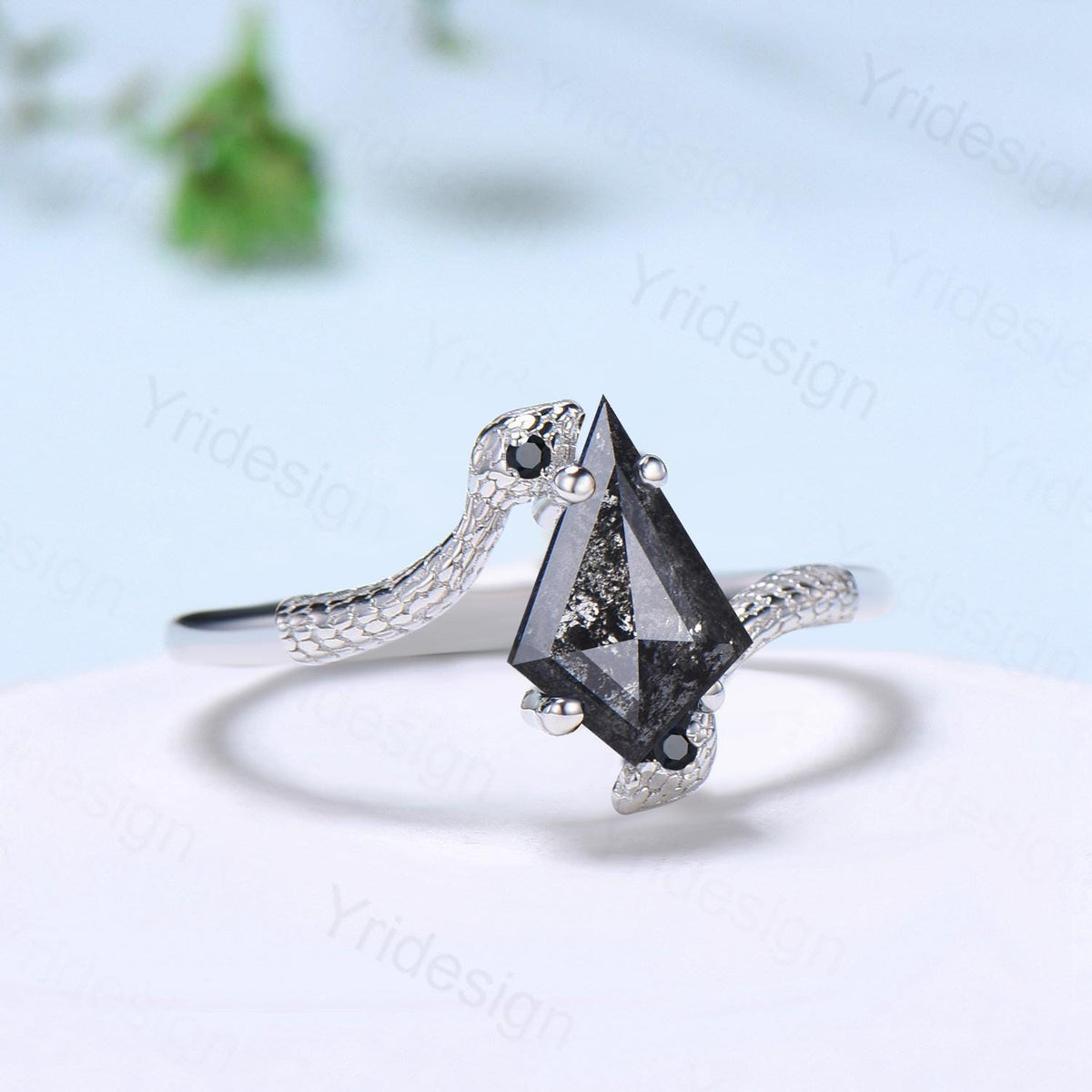Unique snake salt and pepper diamond ring engagement ring cold-blooded kite cut fly pepper diamond  wedding women anniversary promise gift