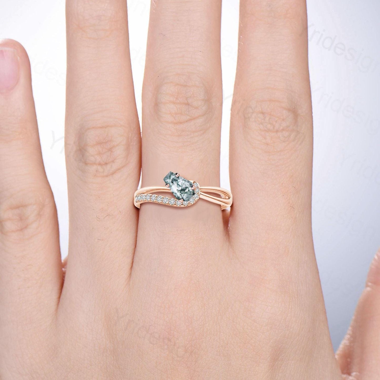 Unique green moss agate engagement ring cold-blooded coffin snake style green stone split shank wedding ring rose gold anniversary gifts