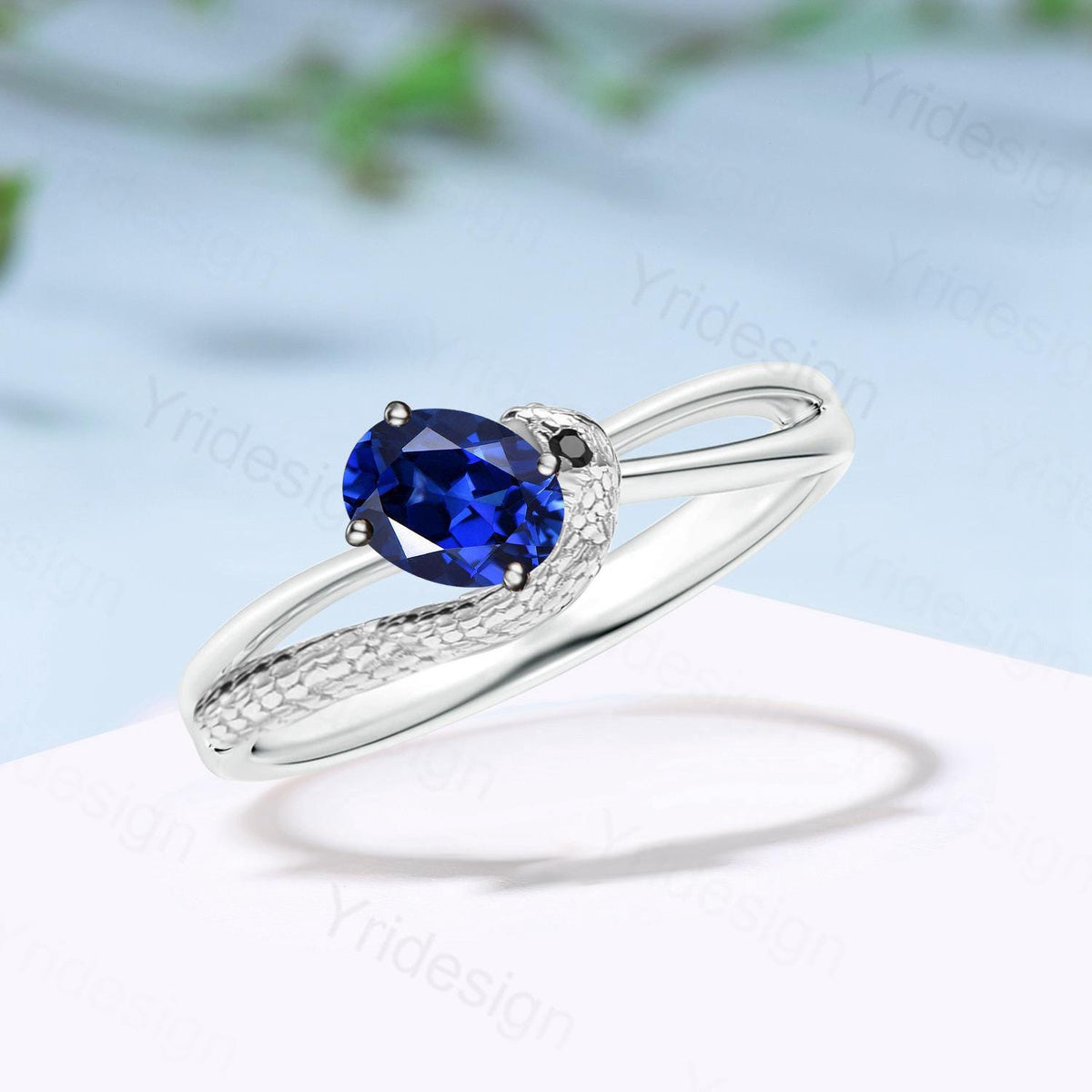 Snake Sapphire Engagement Ring Gold, 14K Solid Gold Gothic Ring for Women, Serpent Ring, Animal Ring,Split Shank Black Spinel Snake Eye Ring