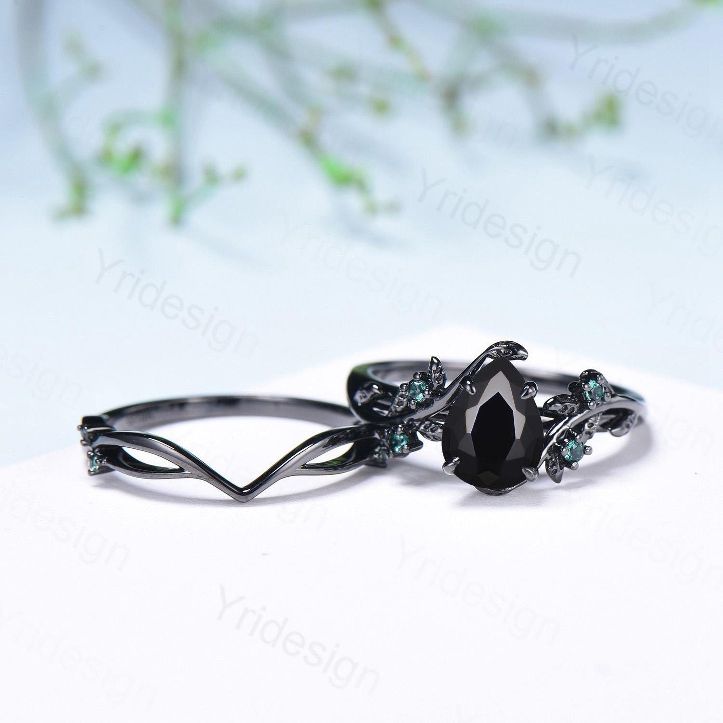 Pear shaped natural black onyx engagement ring set leaf design emerald gothic wedding set twig vine nature inspired emerald 2pcs bridal set