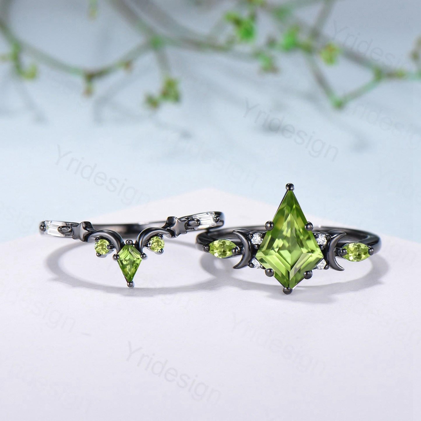 Vintage Kite Cut Peridot Engagement Ring Set Black Gold Unique Moon Star August Birthstone Wedding Ring Set Gothic Promise Anniversary Ring