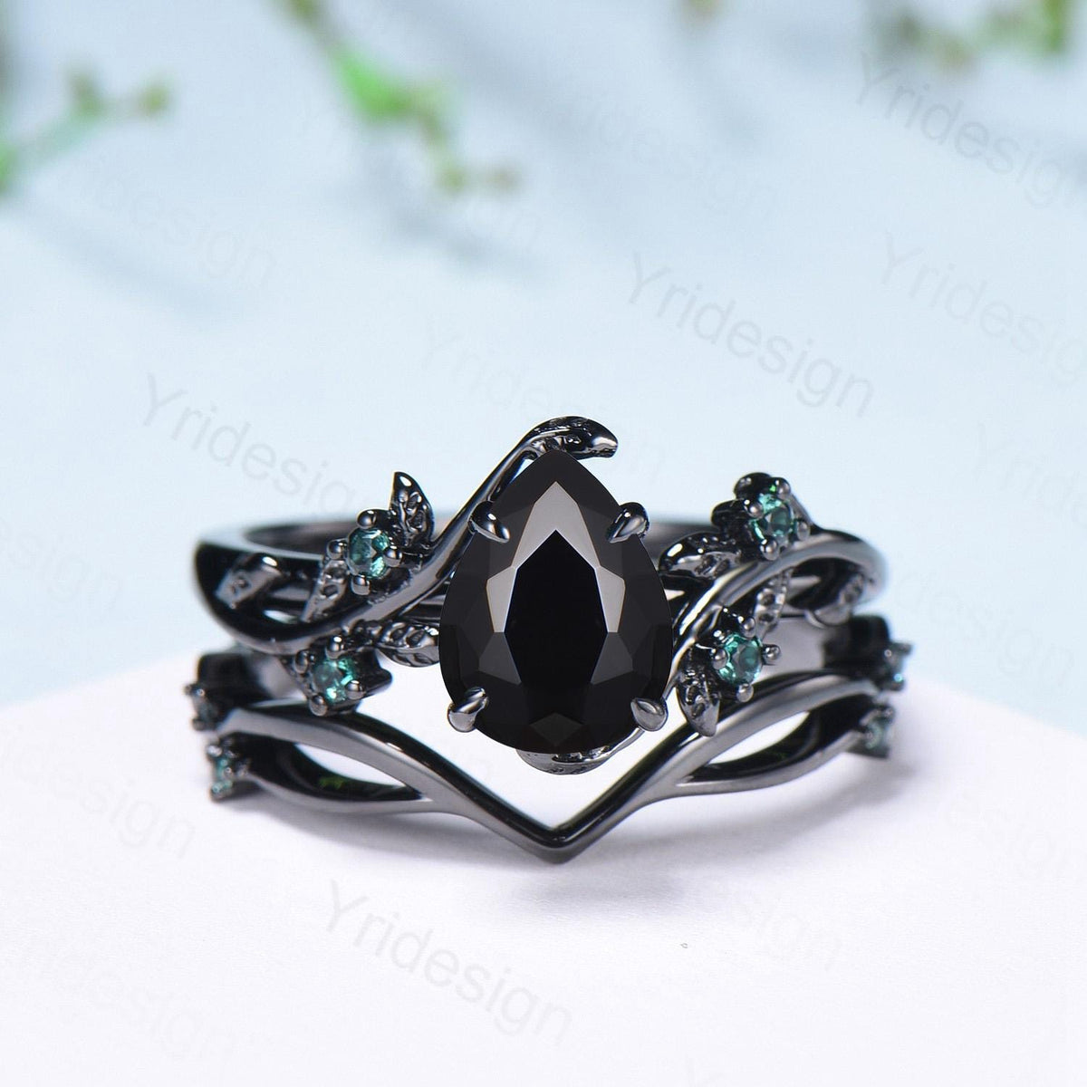 Pear shaped natural black onyx engagement ring set leaf design emerald gothic wedding set twig vine nature inspired emerald 2pcs bridal set