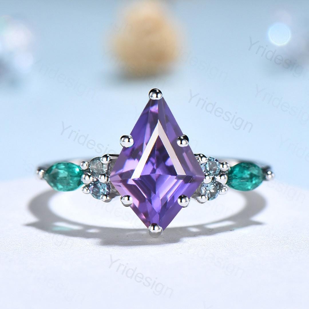 Vintage Lavender Amethyst Engagement Ring Cluster Alexandrite Emerald Wedding Ring Purple Sapphire Anniversary Ring Amethyst Promise Ring