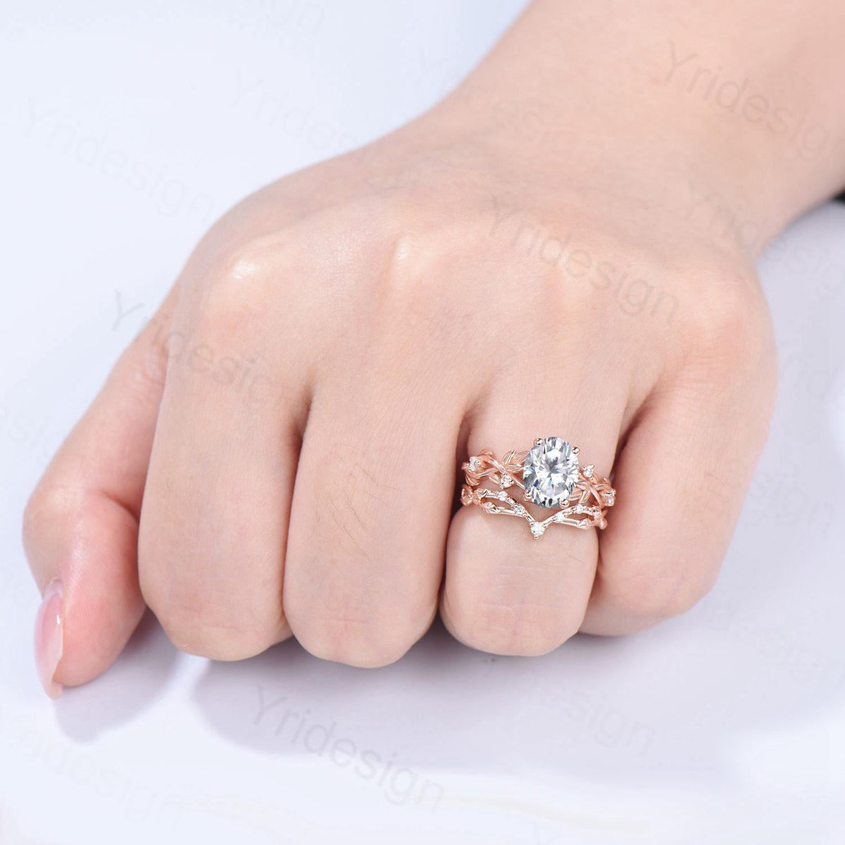 Nature Inspired Oval Diamond Engagement Ring Split  Shank CVD Diamond Bridal Ring Set Unique Leaf Vine Moissanite Wedding Ring Set for Her