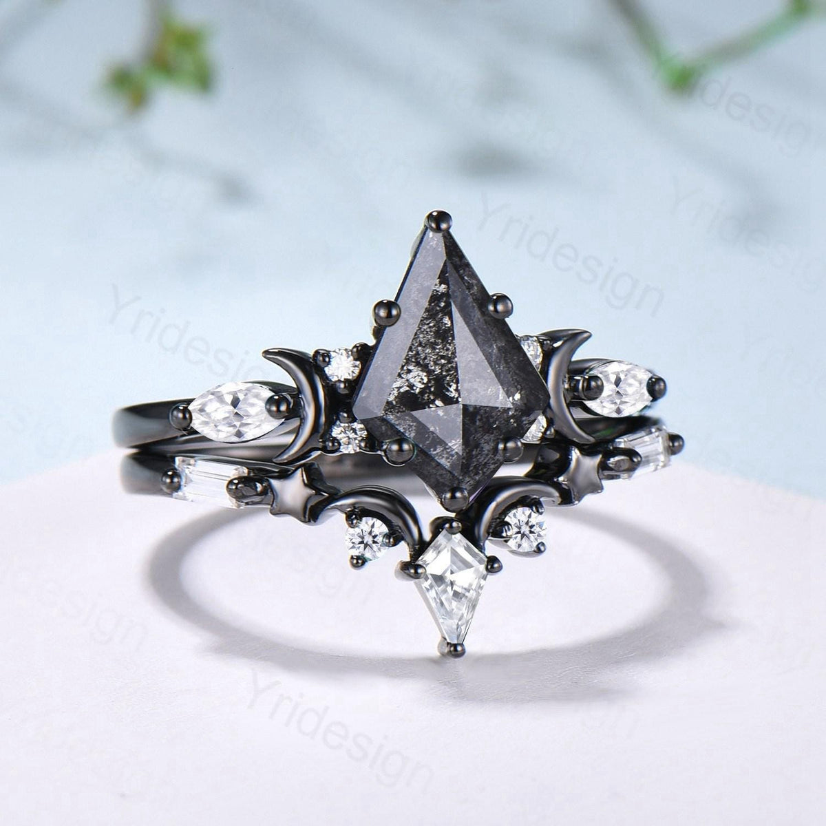 Vintage kite cut salt and pepper diamond engagement ring set Moons and star black gold diamond ring gothic bridal wedding set handmade gifts
