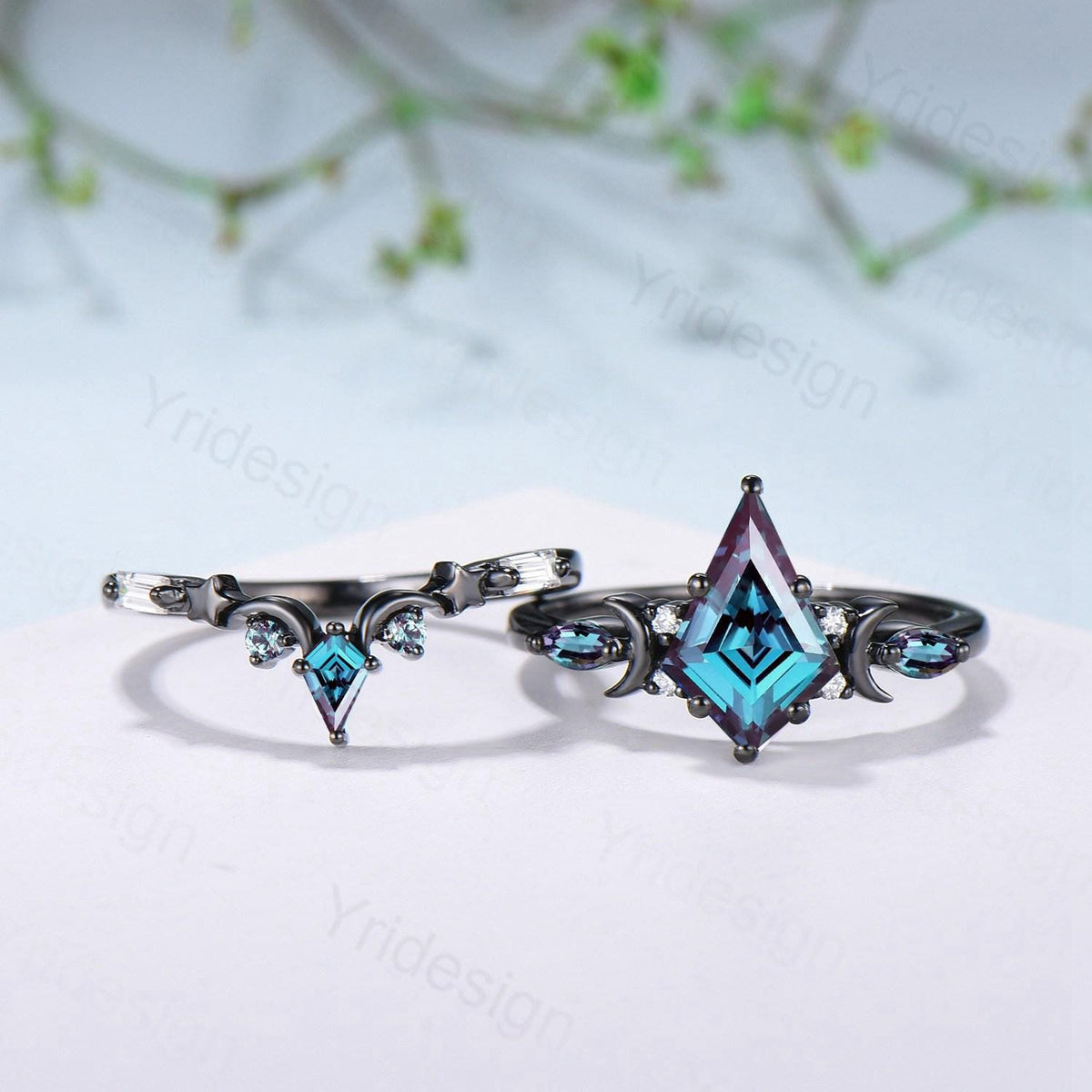 1CT Black gold kite cut alexandrite engagement ring set Crescent moon star bridal wedding set