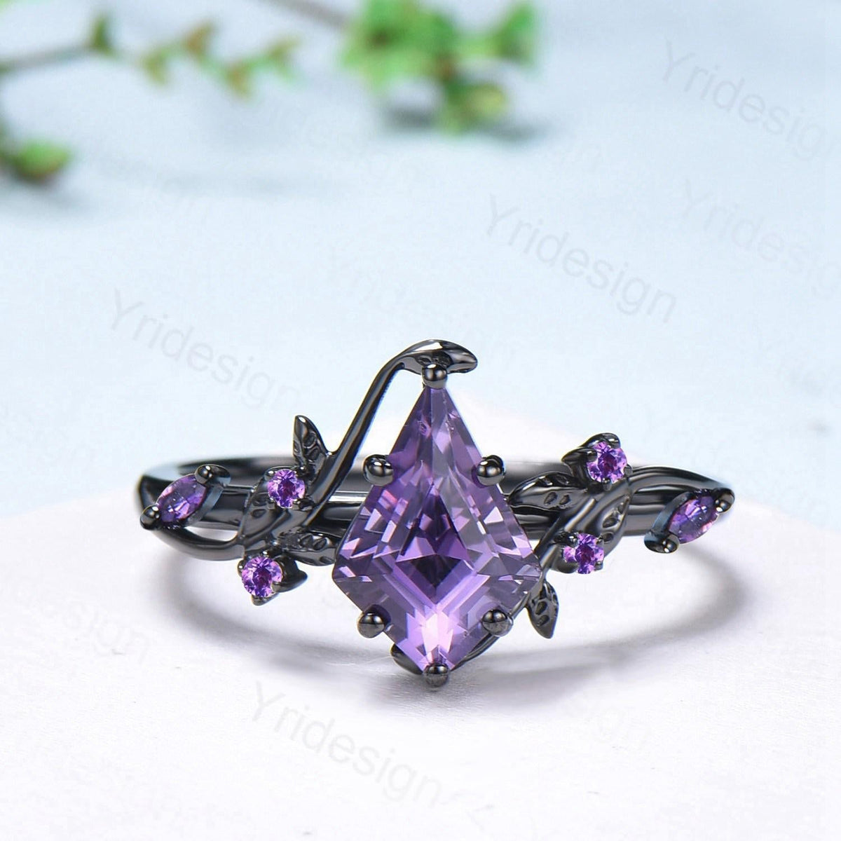 Unique Cage Leafy Amethyst Wedding Ring Set Nature Inspired Kite Cut Amethyst Engagement Ring Black Gold Knight Purple Gemstone Bridal Set