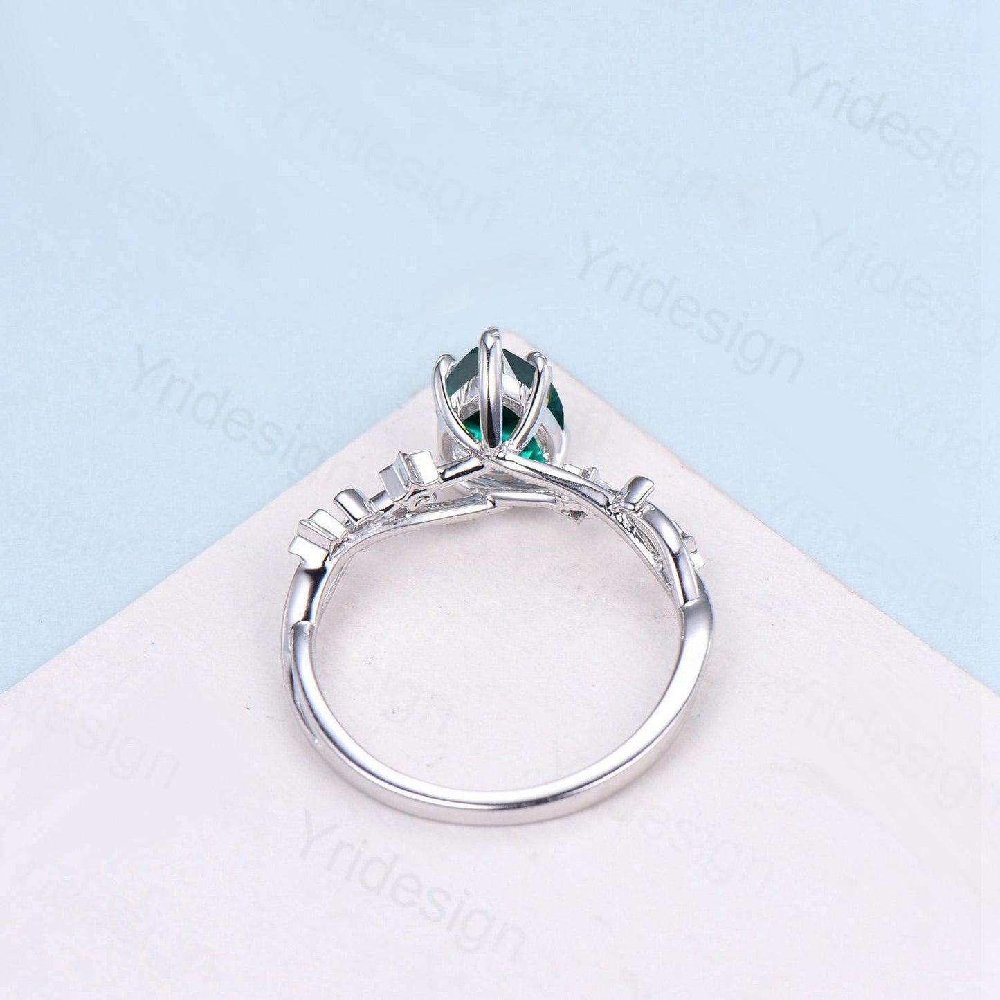 Vintage Pear Shaped Emerald Engagement Ring Moon Star Cluster Amethyst Wedding Ring Silver White Gold May Birthstone Leaves Vine Prong Ring