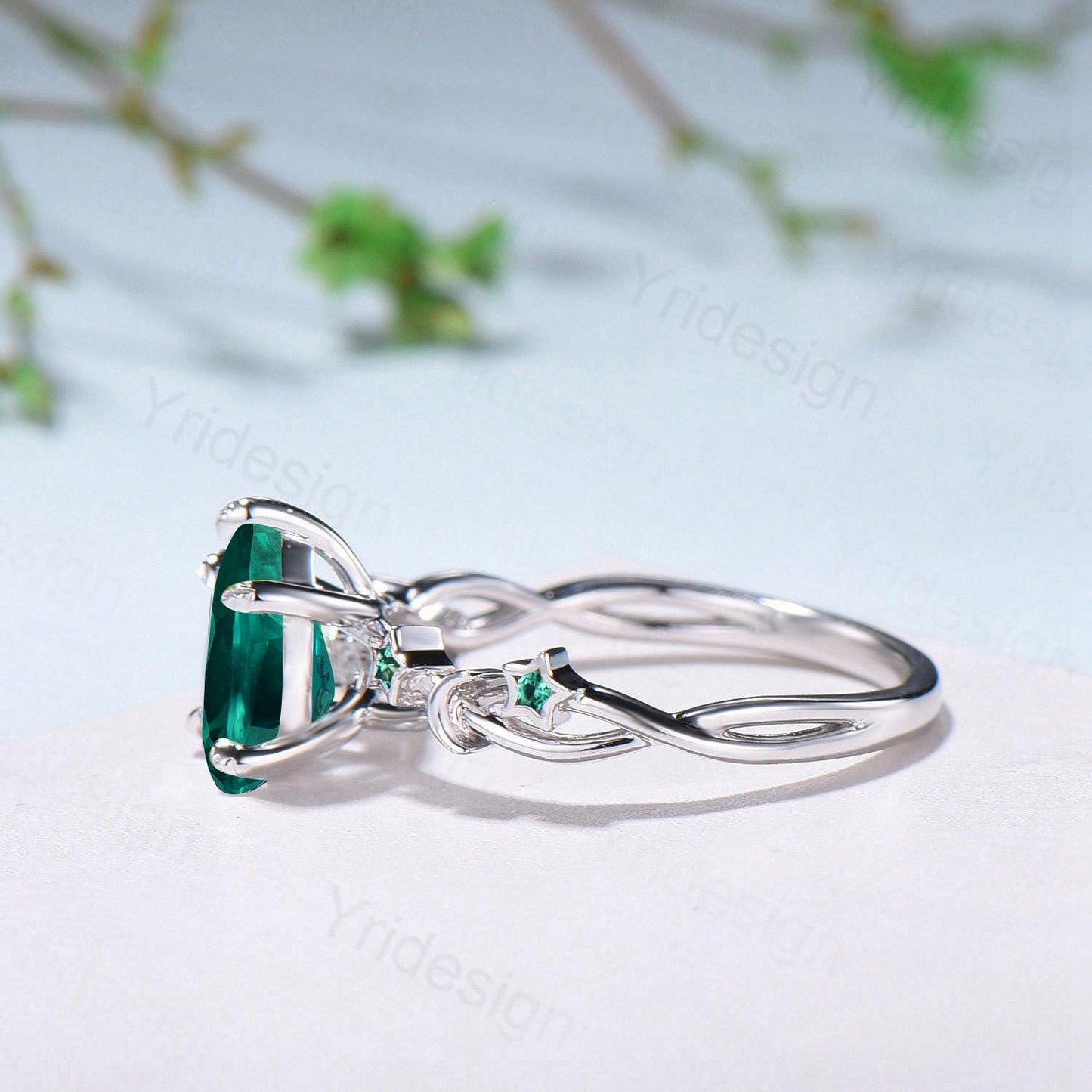 Vintage Pear Shaped Emerald Engagement Ring Moon Star Cluster Amethyst Wedding Ring Silver White Gold May Birthstone Leaves Vine Prong Ring