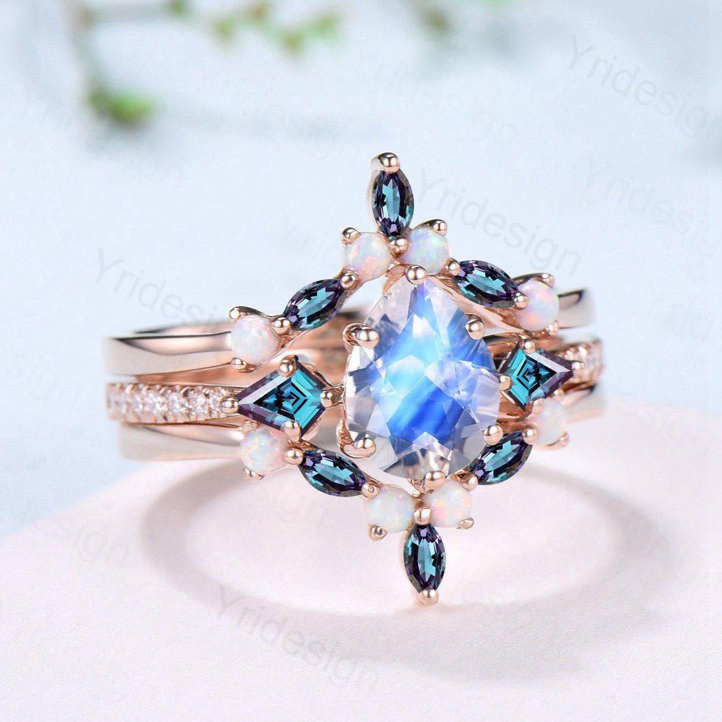 1.25 CT Pear Shaped Natural Moonstone Engagement Ring Set Kite Alexandrite Opal Wedding Set Unique 3Pcs Rose Gold June Birthstone Bridal Set