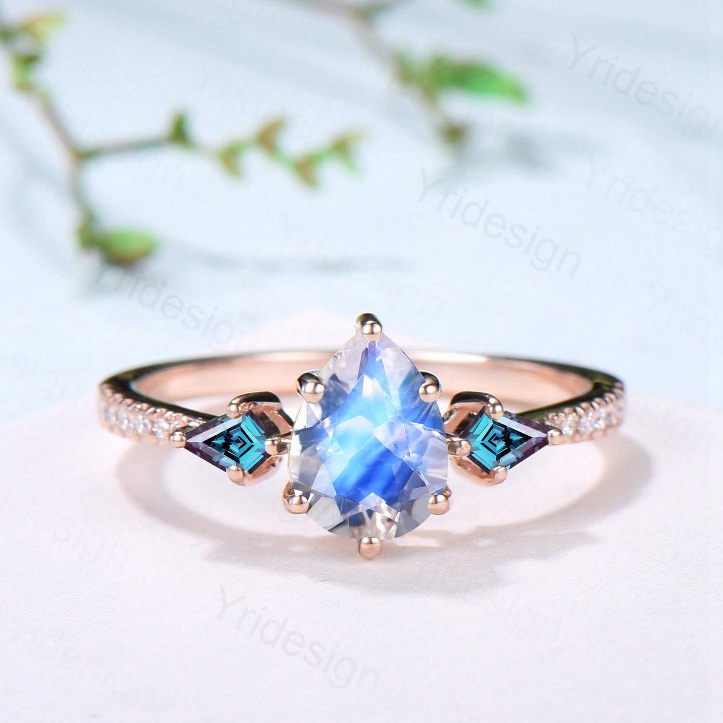 1.25 CT Pear Shaped Natural Moonstone Engagement Ring Set Kite Alexandrite Opal Wedding Set Unique 3Pcs Rose Gold June Birthstone Bridal Set