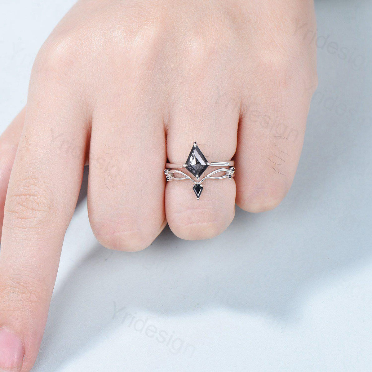 Dainty Salt and Pepper Diamond Engagement Ring Set Kite Solitaire Minimalist Wedding Set Simple Diamond Bridal Set Anniversary Promise gift