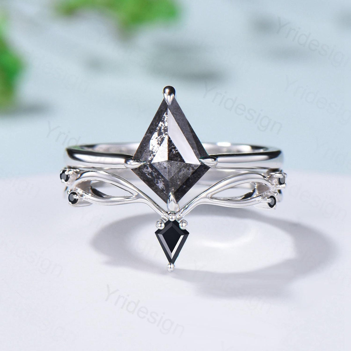 Dainty Salt and Pepper Diamond Engagement Ring Set Kite Solitaire Minimalist Wedding Set Simple Diamond Bridal Set Anniversary Promise gift