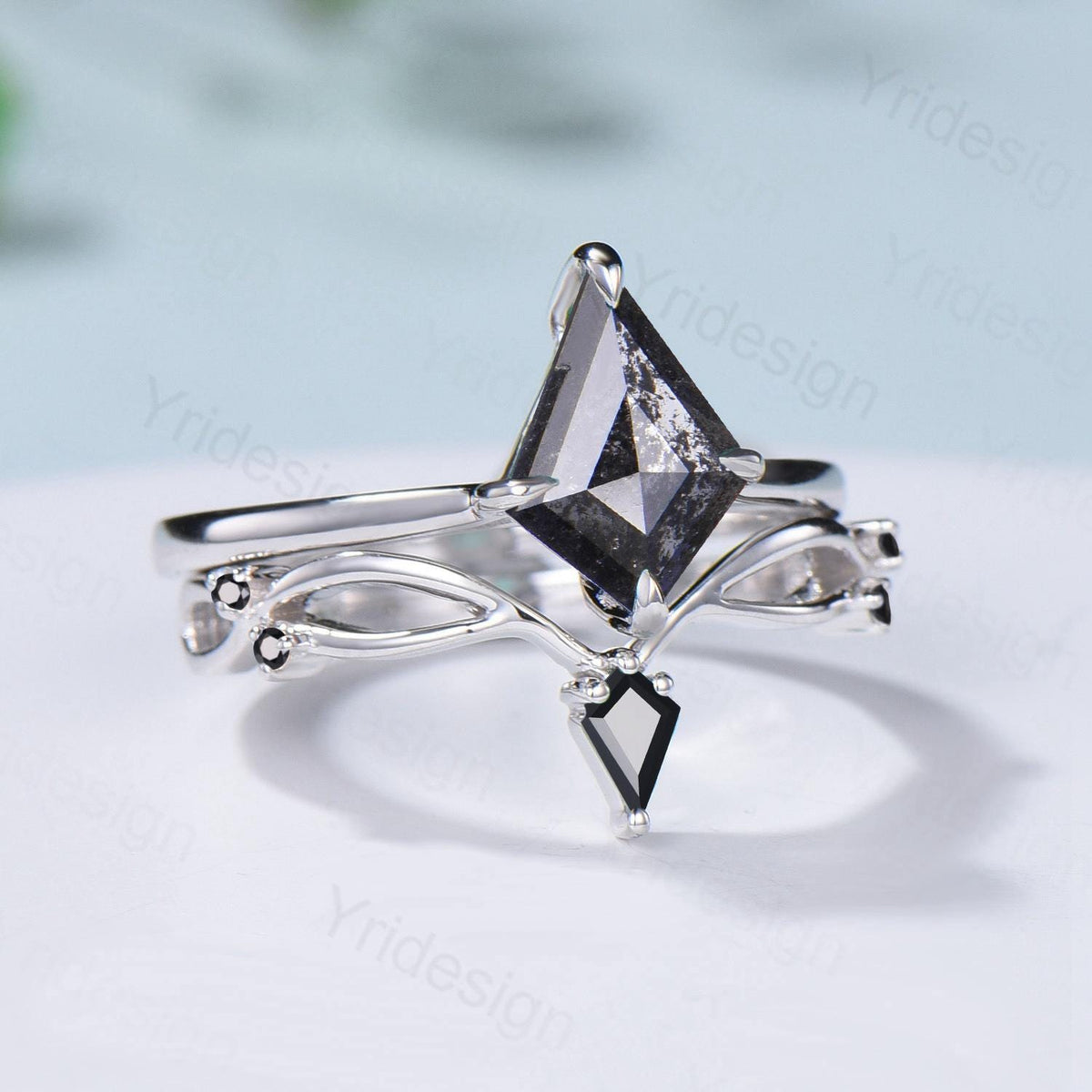 Dainty Salt and Pepper Diamond Engagement Ring Set Kite Solitaire Minimalist Wedding Set Simple Diamond Bridal Set Anniversary Promise gift
