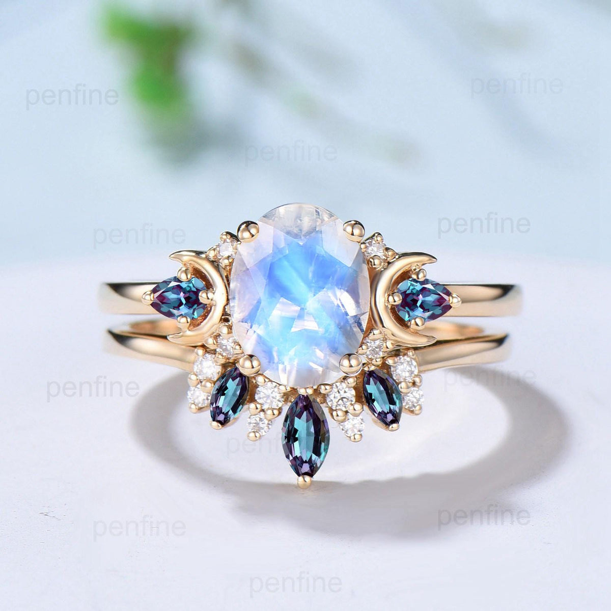 1.5ct Oval Natural Moonstone Engagement Ring Vintage 14K Yellow Gold Alexandrite Moon Wedding Ring June Birthstone Anniversary Promise Gifts