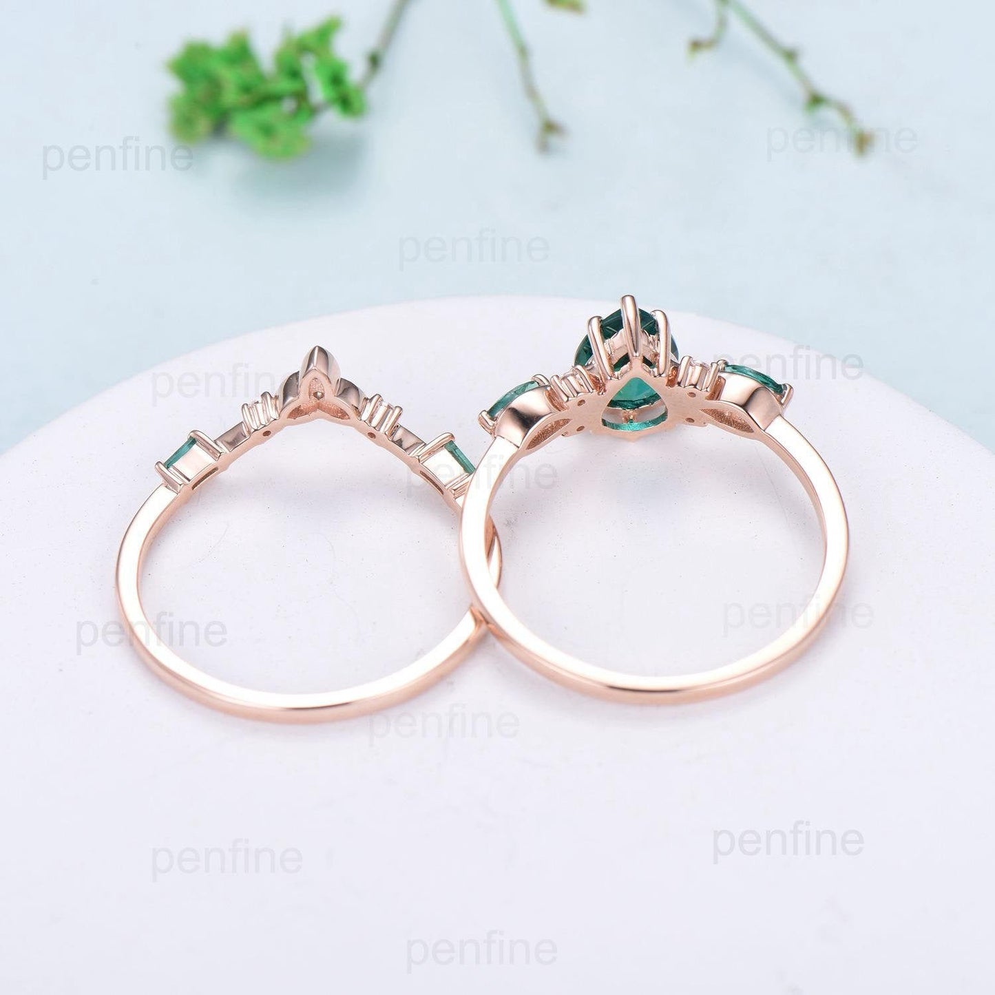Vintage Pear Shaped Fire Opal Engagement Ring Set Rose Gold Opal Emerald Wedding Ring Set October Birthstone Six Prong Bridal Ring Set Women
