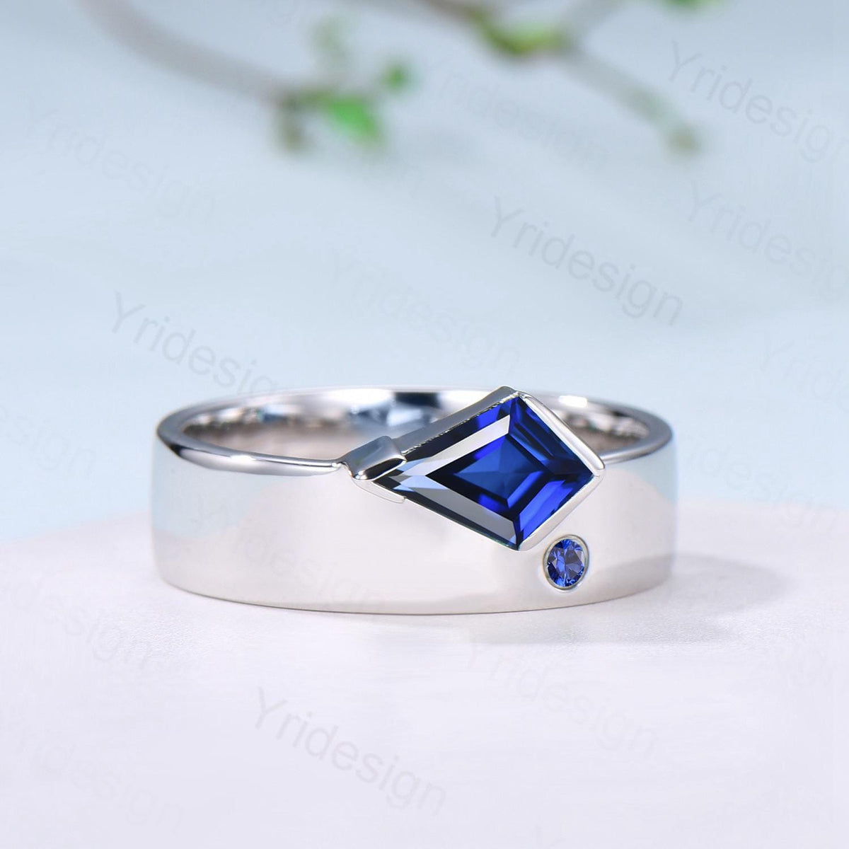 Kite Cut Blue Sapphire Men's Wedding Band, Retro Anniversary Ring